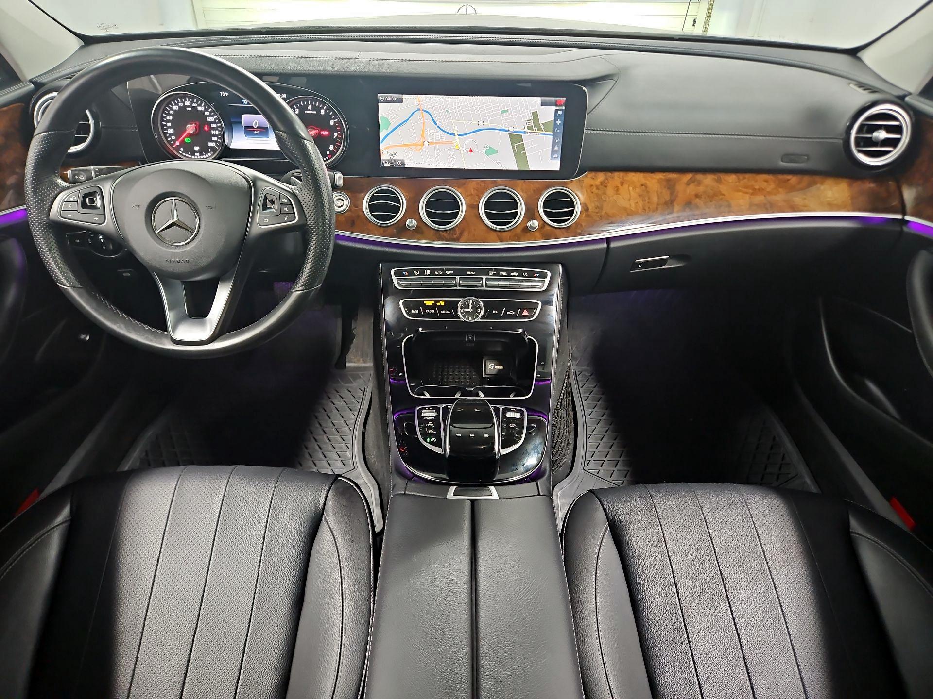 Thumbnail: 2017 Mercedes-Benz E-Class - 9