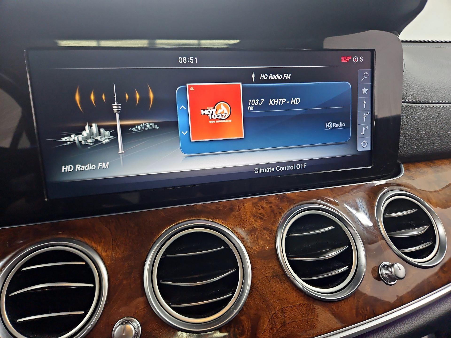 Thumbnail: 2017 Mercedes-Benz E-Class - 16