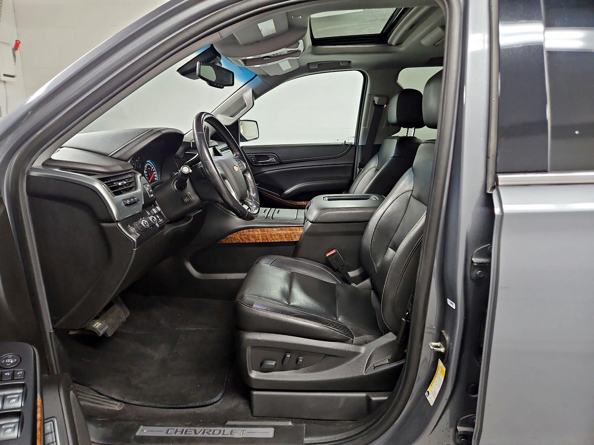 Thumbnail: 2019 Chevrolet Tahoe - 11