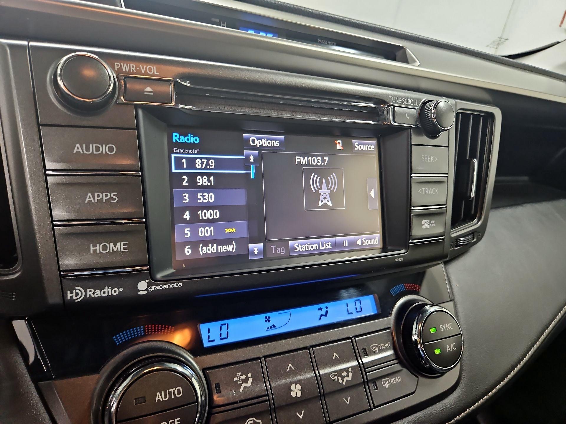 Thumbnail: 2015 Toyota RAV4 - 15