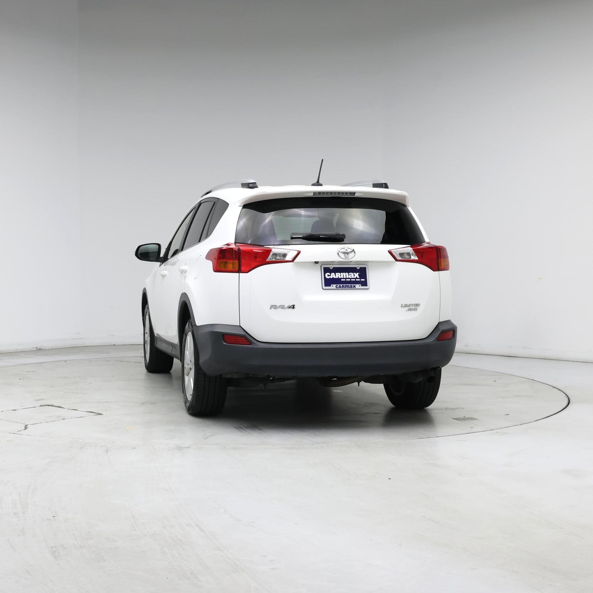 Thumbnail: 2015 Toyota RAV4 - 6