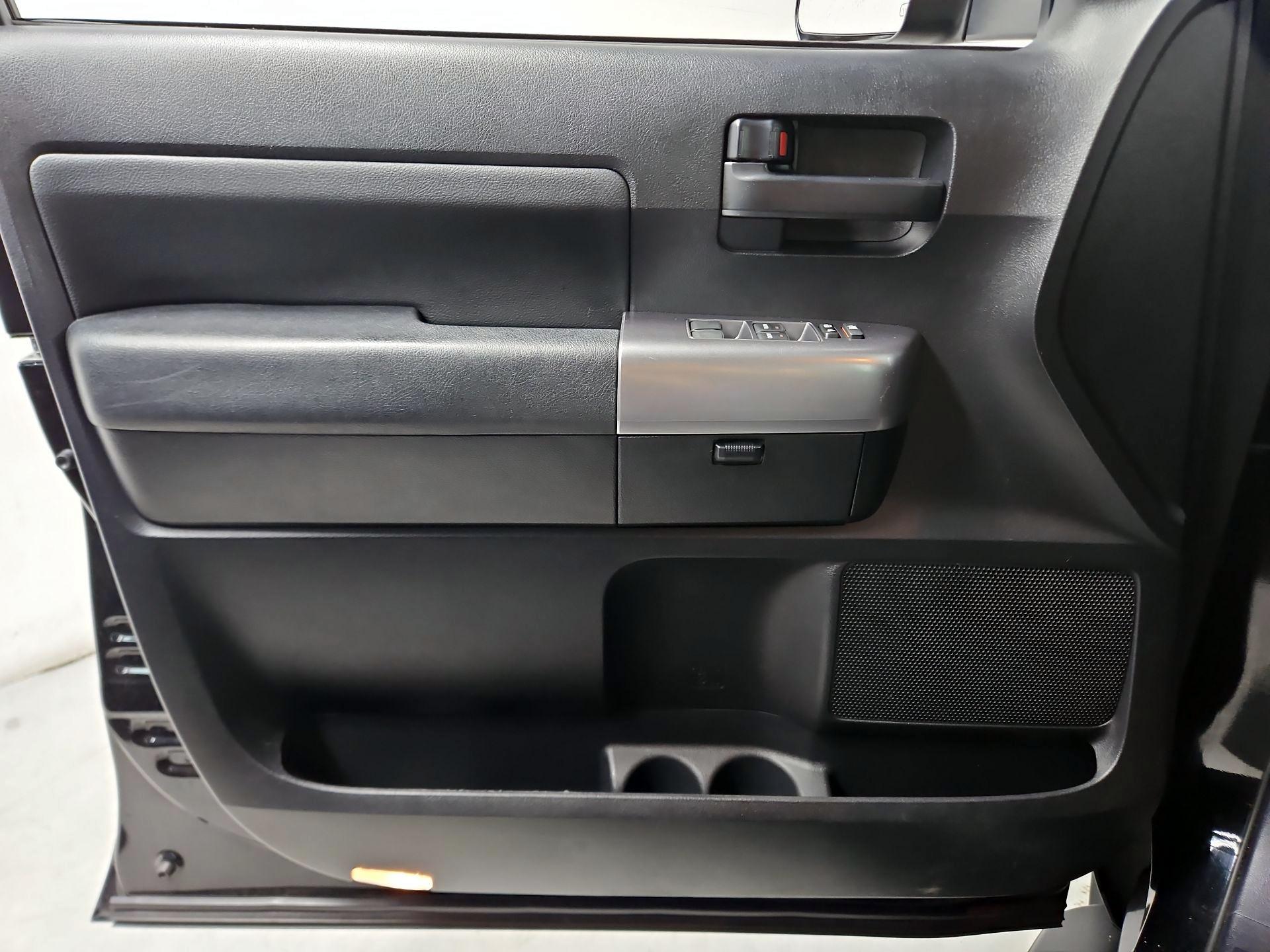 Thumbnail: 2021 Toyota Sequoia - 12