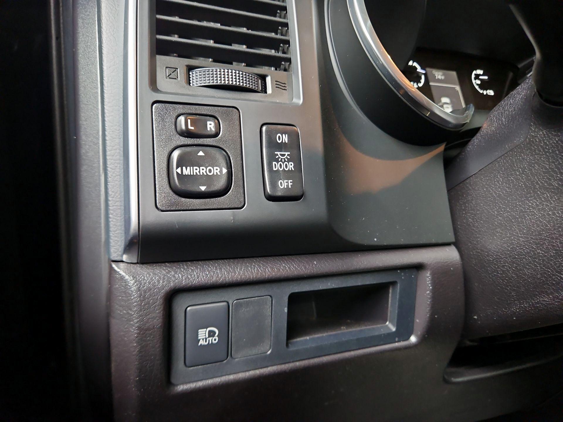 Thumbnail: 2021 Toyota Sequoia - 13
