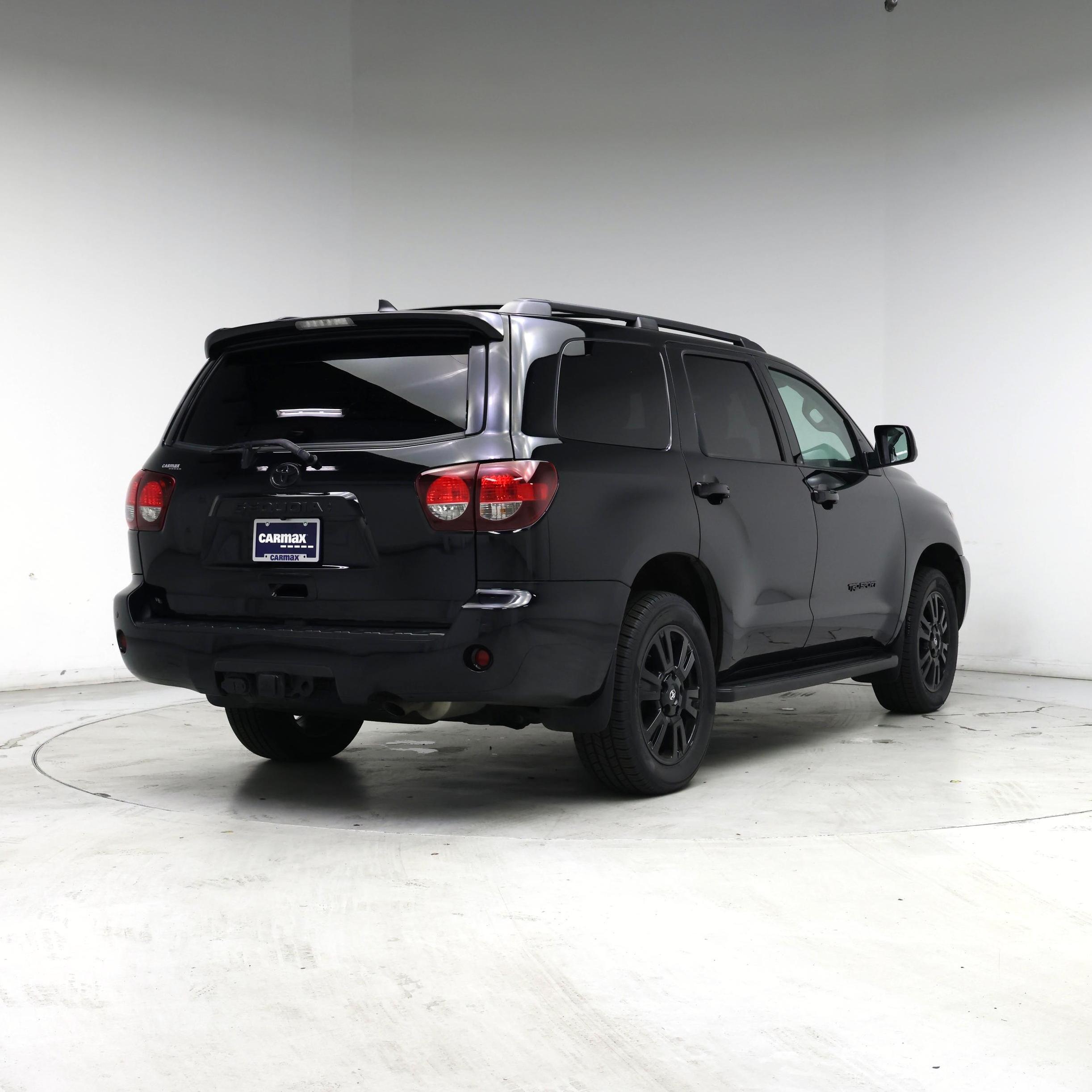 Thumbnail: 2021 Toyota Sequoia - 8
