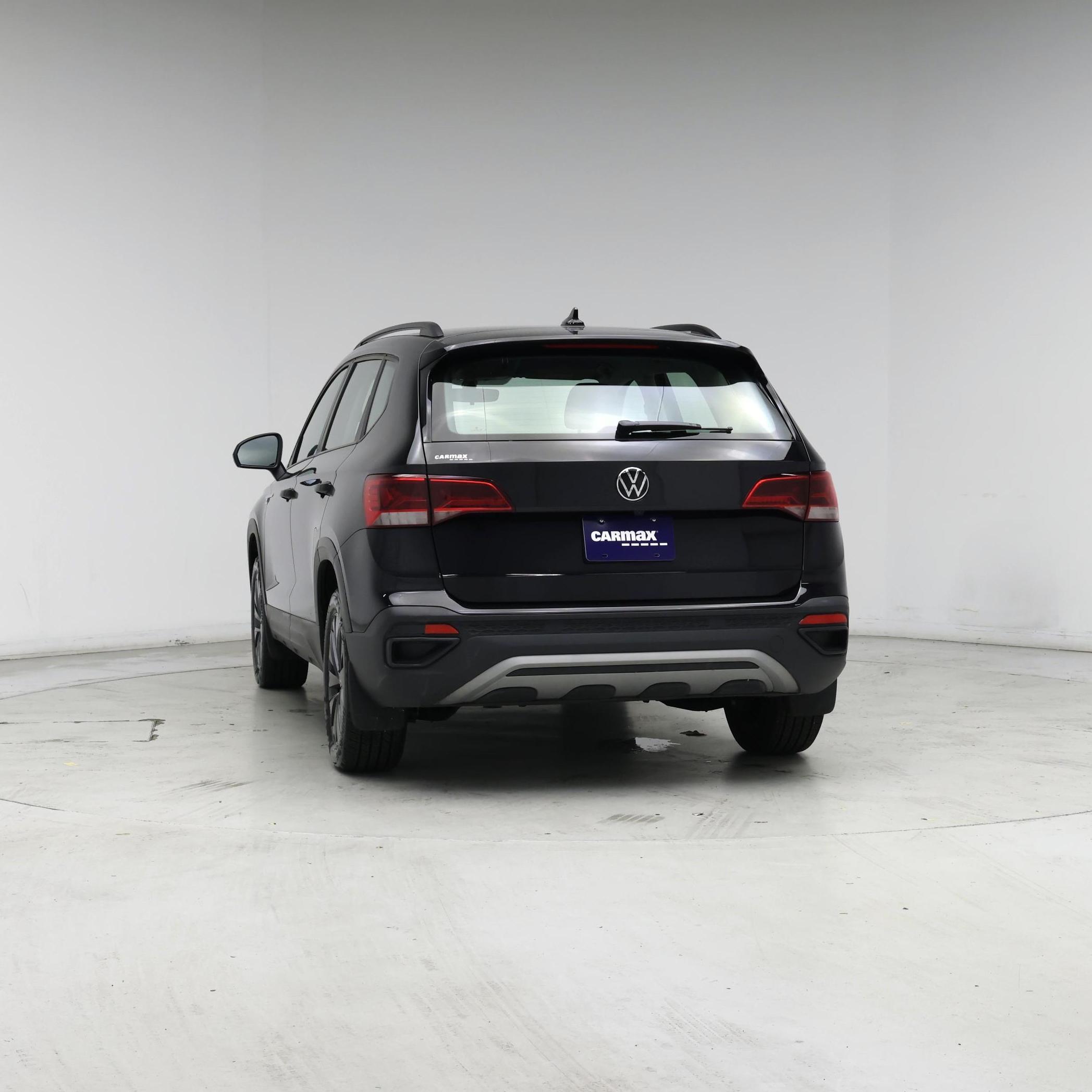 Thumbnail: 2023 Volkswagen Taos - 6