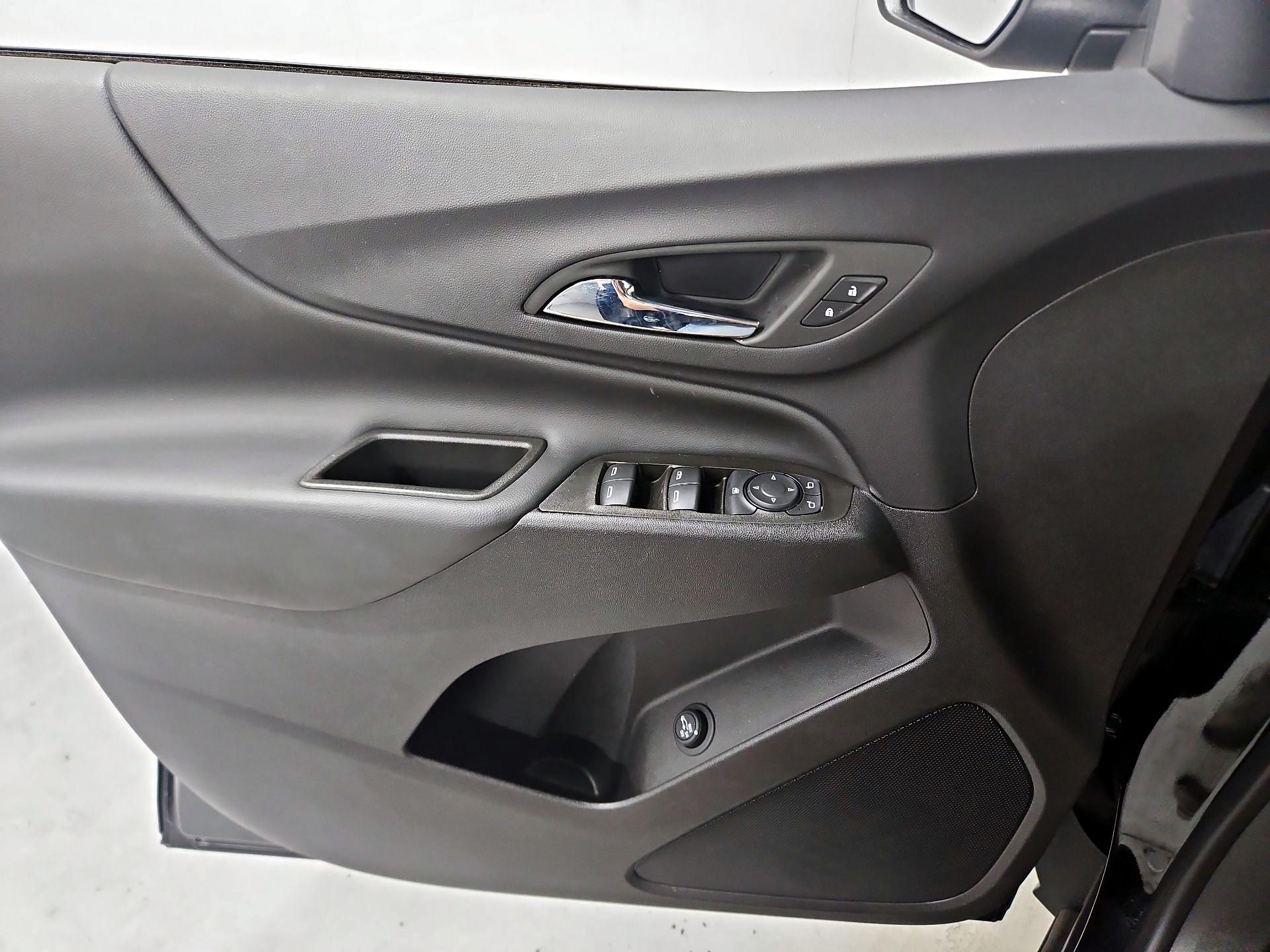 Thumbnail: 2023 Chevrolet Equinox - 12
