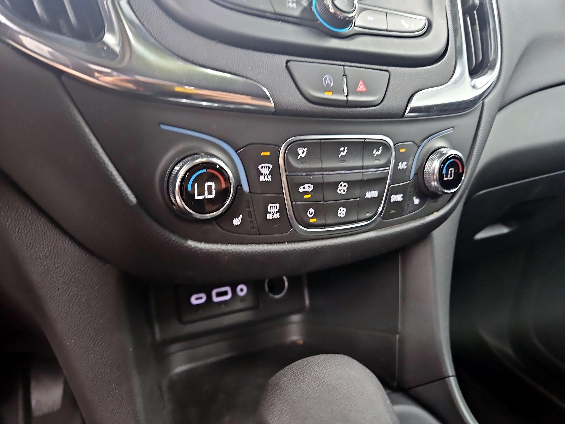 Thumbnail: 2023 Chevrolet Equinox - 16