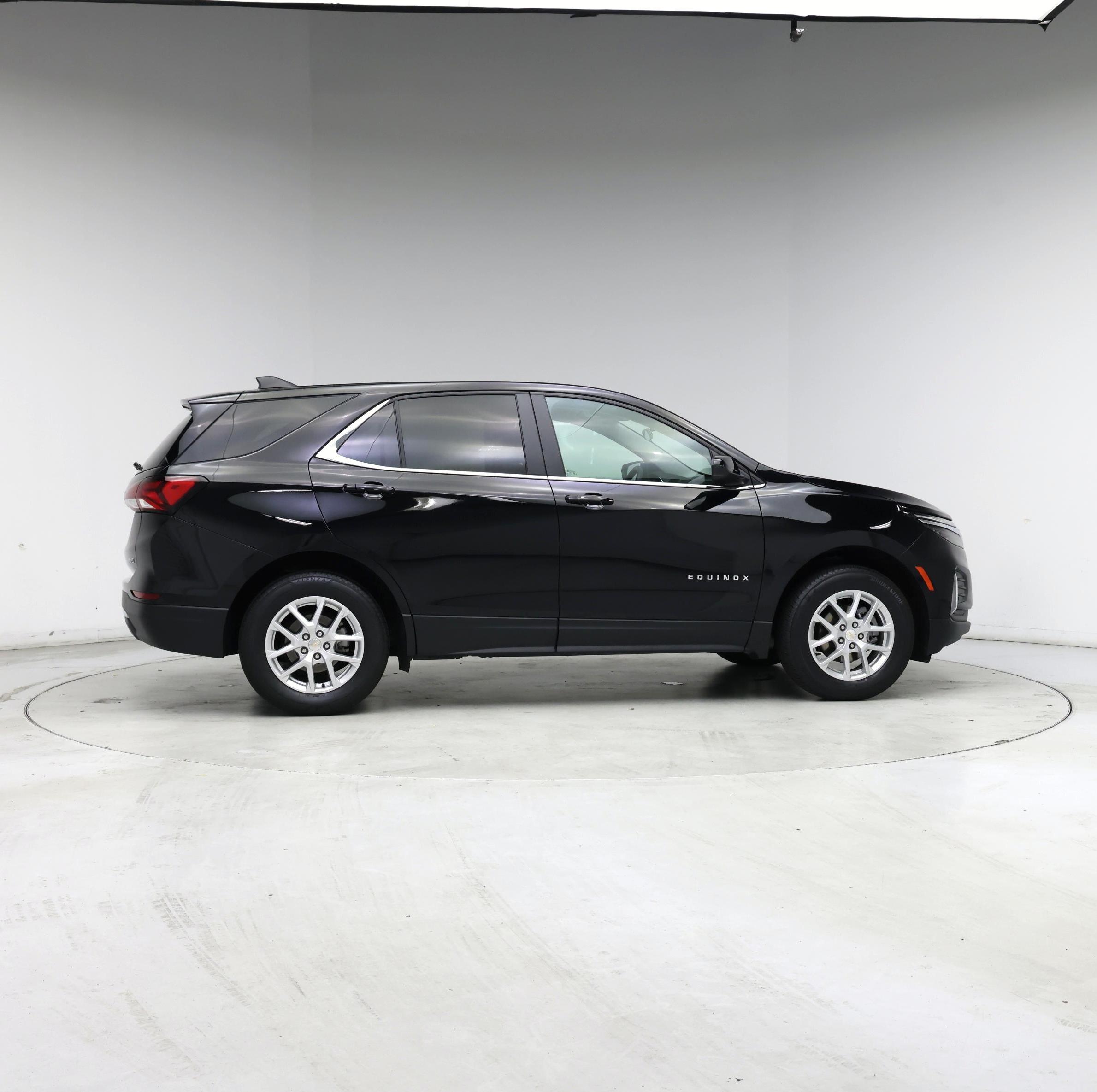 Thumbnail: 2023 Chevrolet Equinox - 7