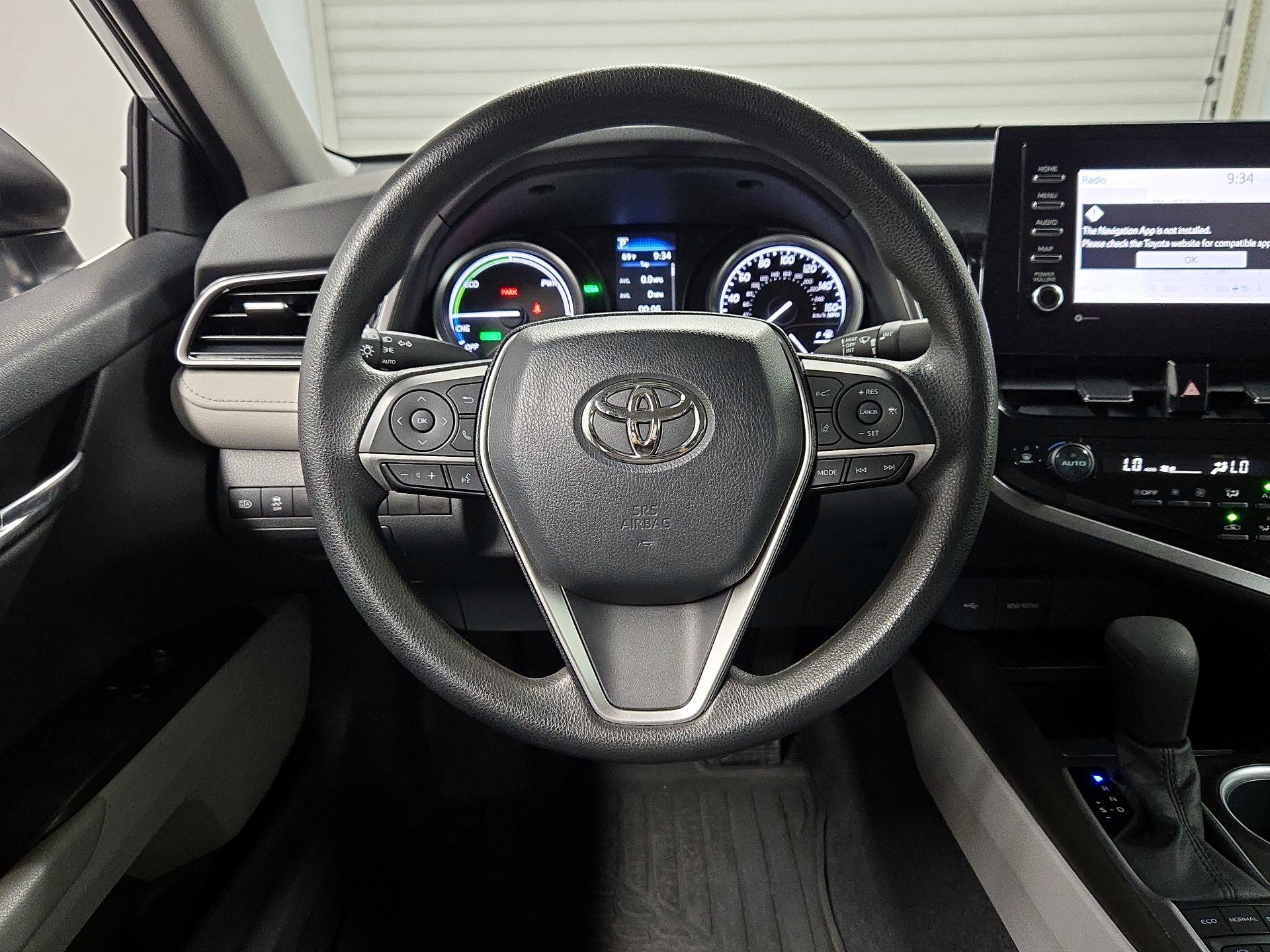 Thumbnail: 2021 Toyota Camry - 10