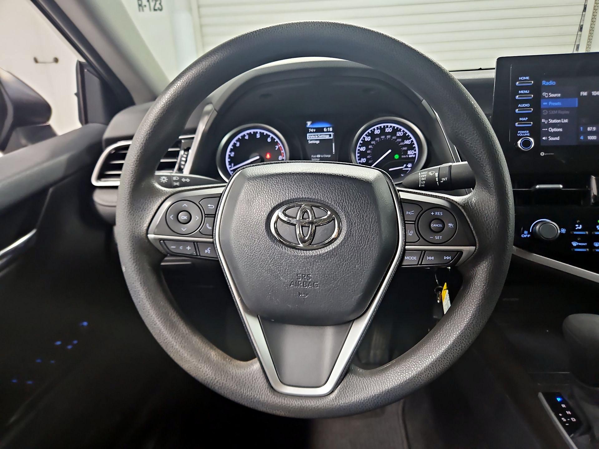 Thumbnail: 2021 Toyota Camry - 10