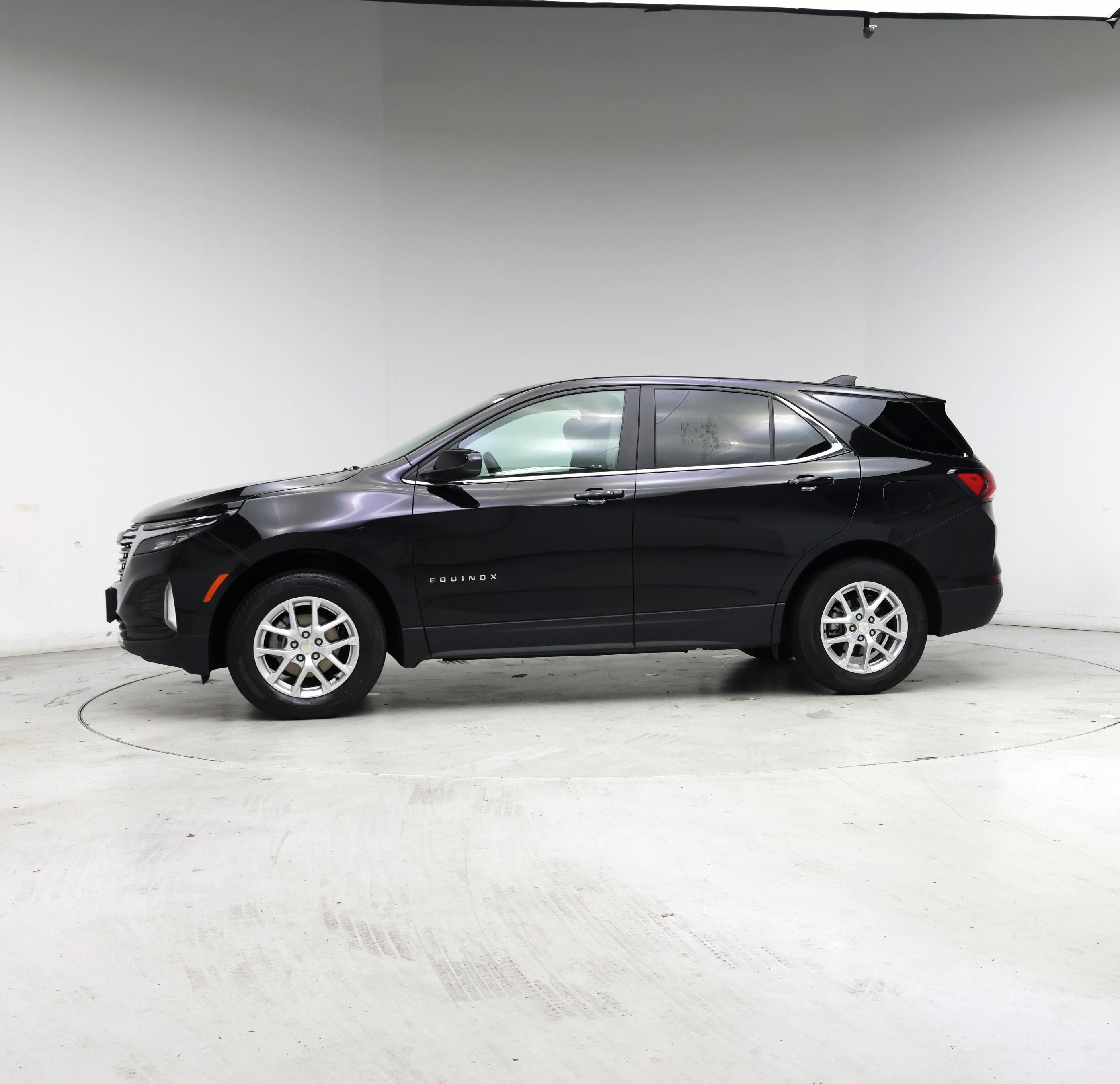 Thumbnail: 2023 Chevrolet Equinox - 3