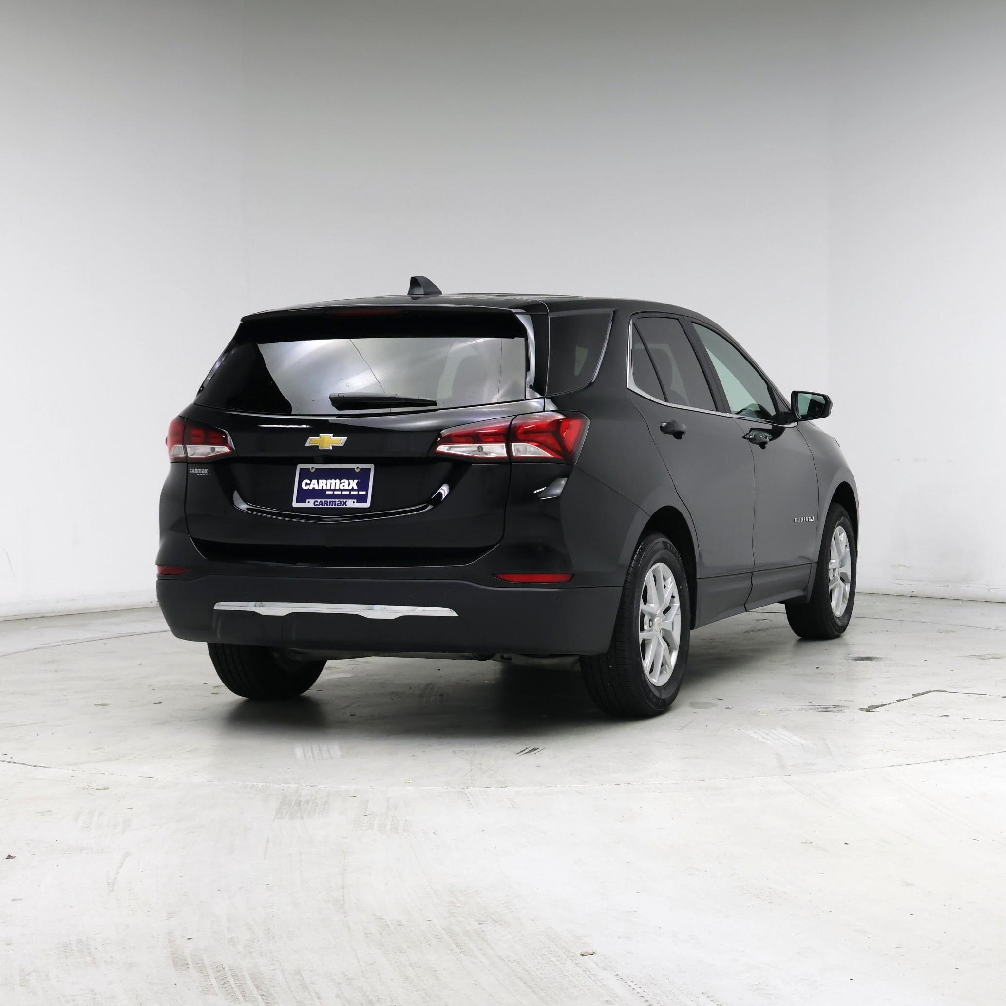 Thumbnail: 2023 Chevrolet Equinox - 8