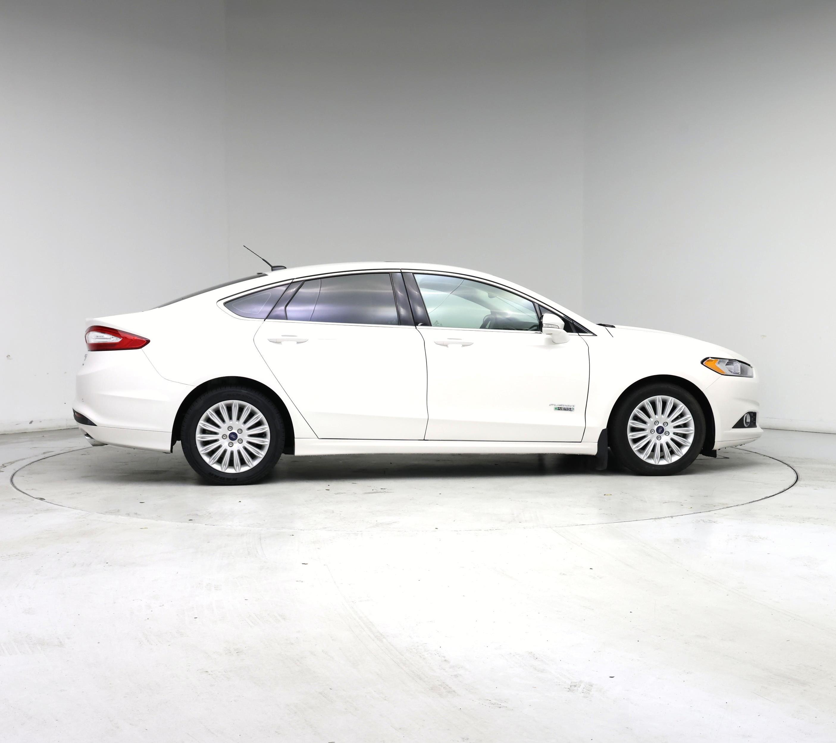 Thumbnail: 2016 Ford Fusion - 7