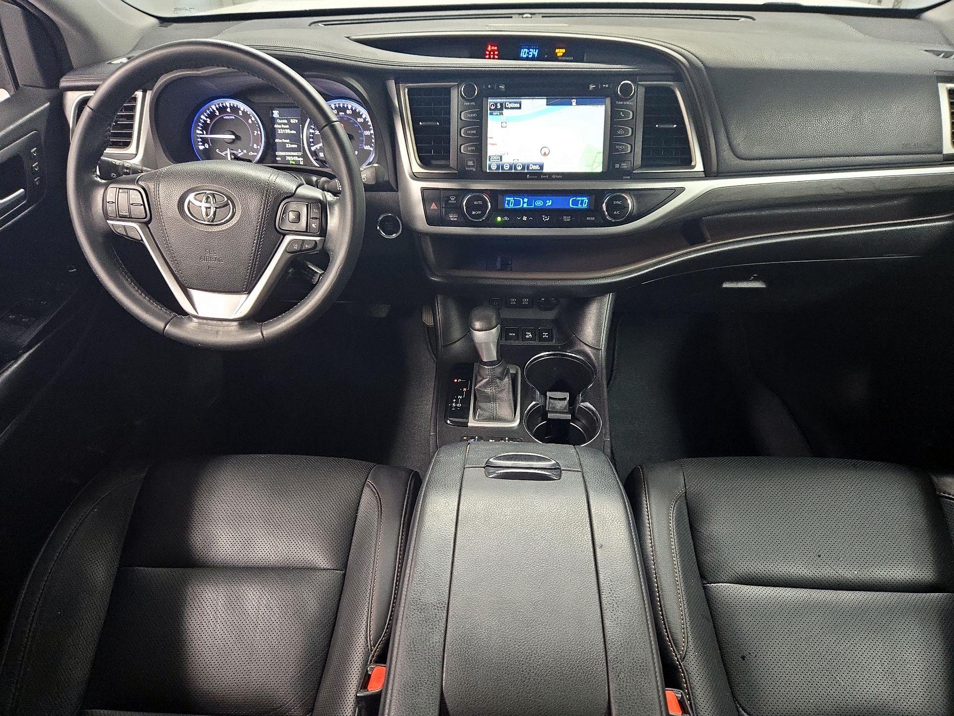 Thumbnail: 2017 Toyota Highlander - 9