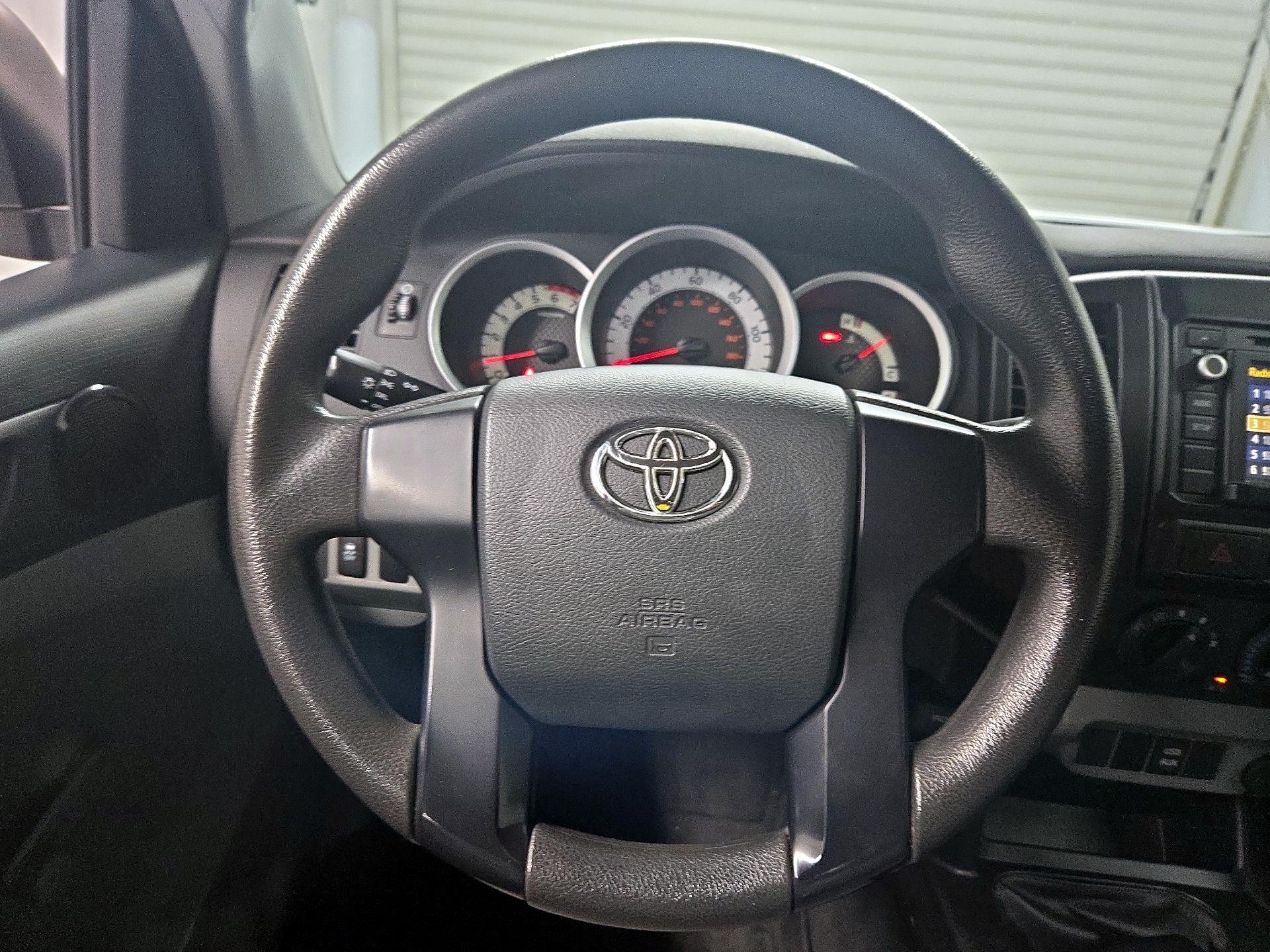Thumbnail: 2014 Toyota Tacoma - 10