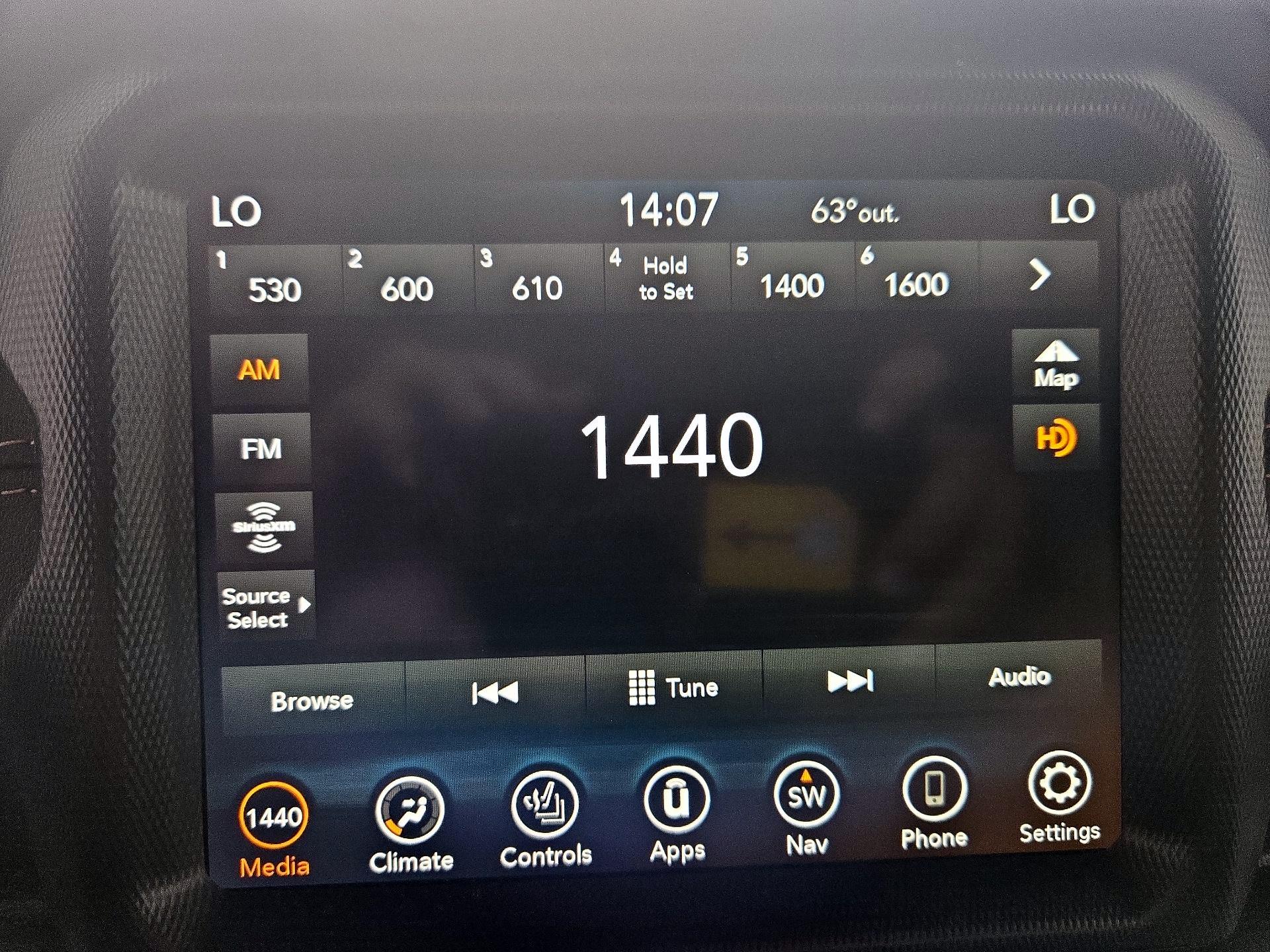 Thumbnail: 2022 Jeep Wrangler - 16