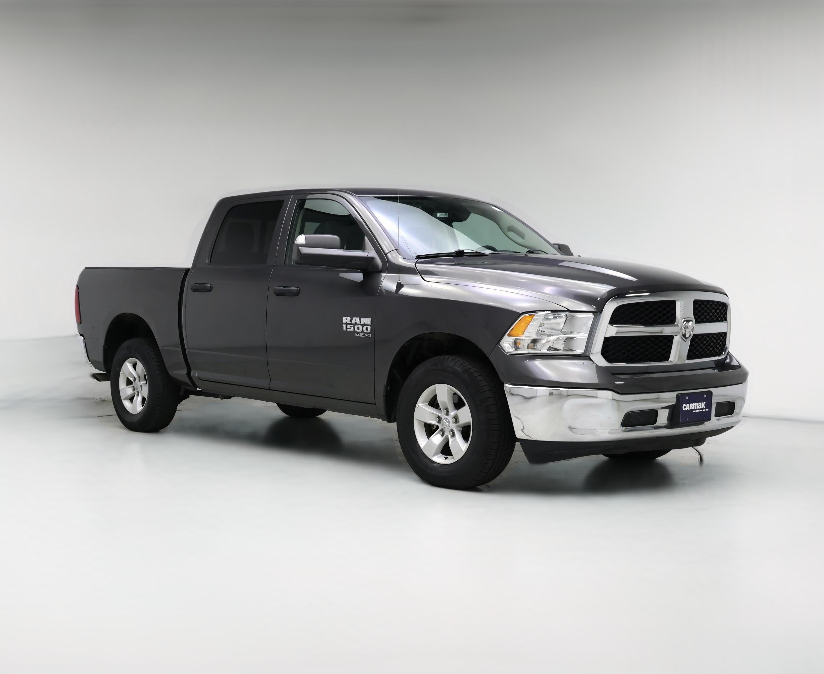 Thumbnail: 2023 RAM 1500 Classic - 1