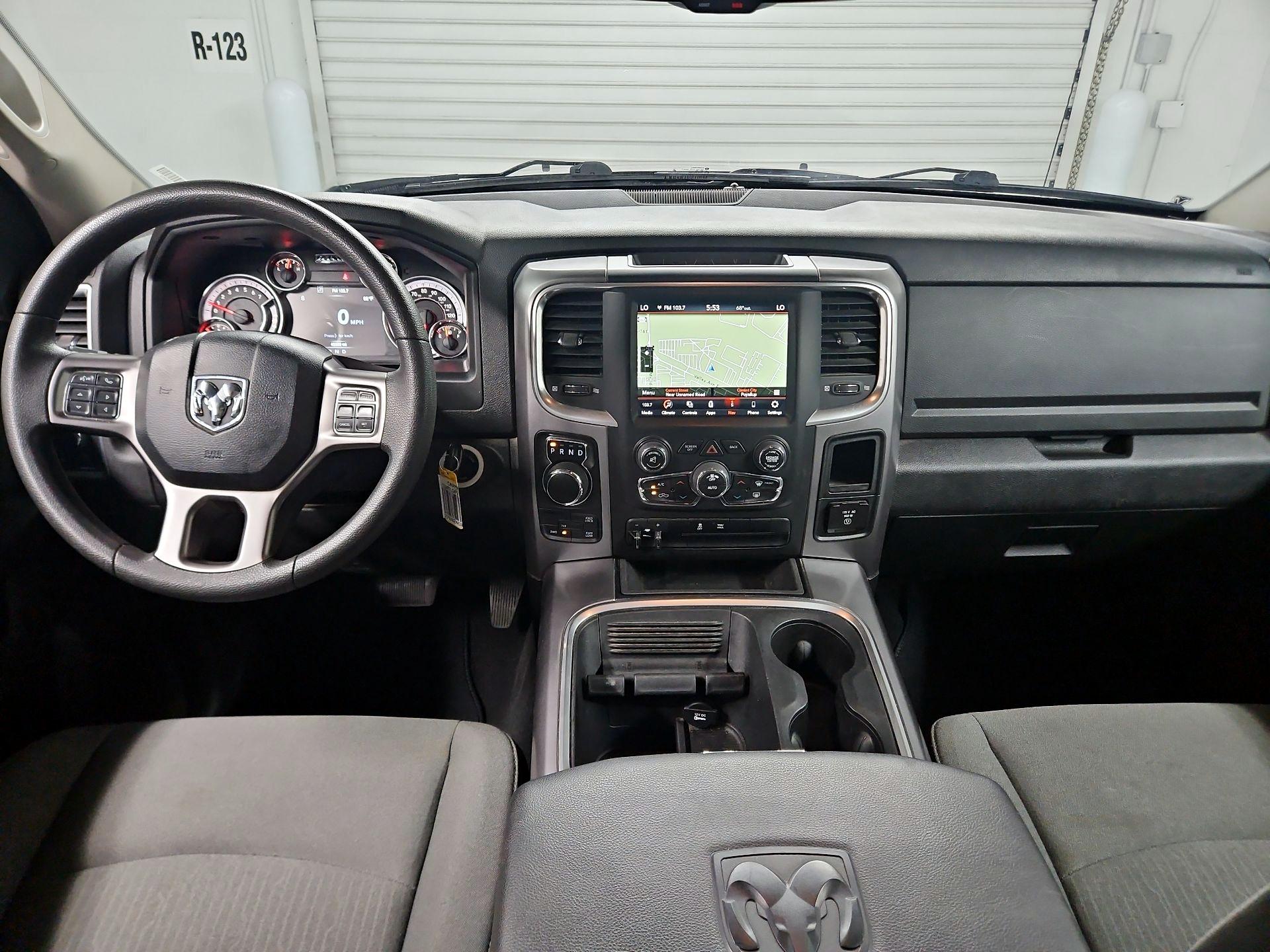 Thumbnail: 2023 RAM 1500 Classic - 9