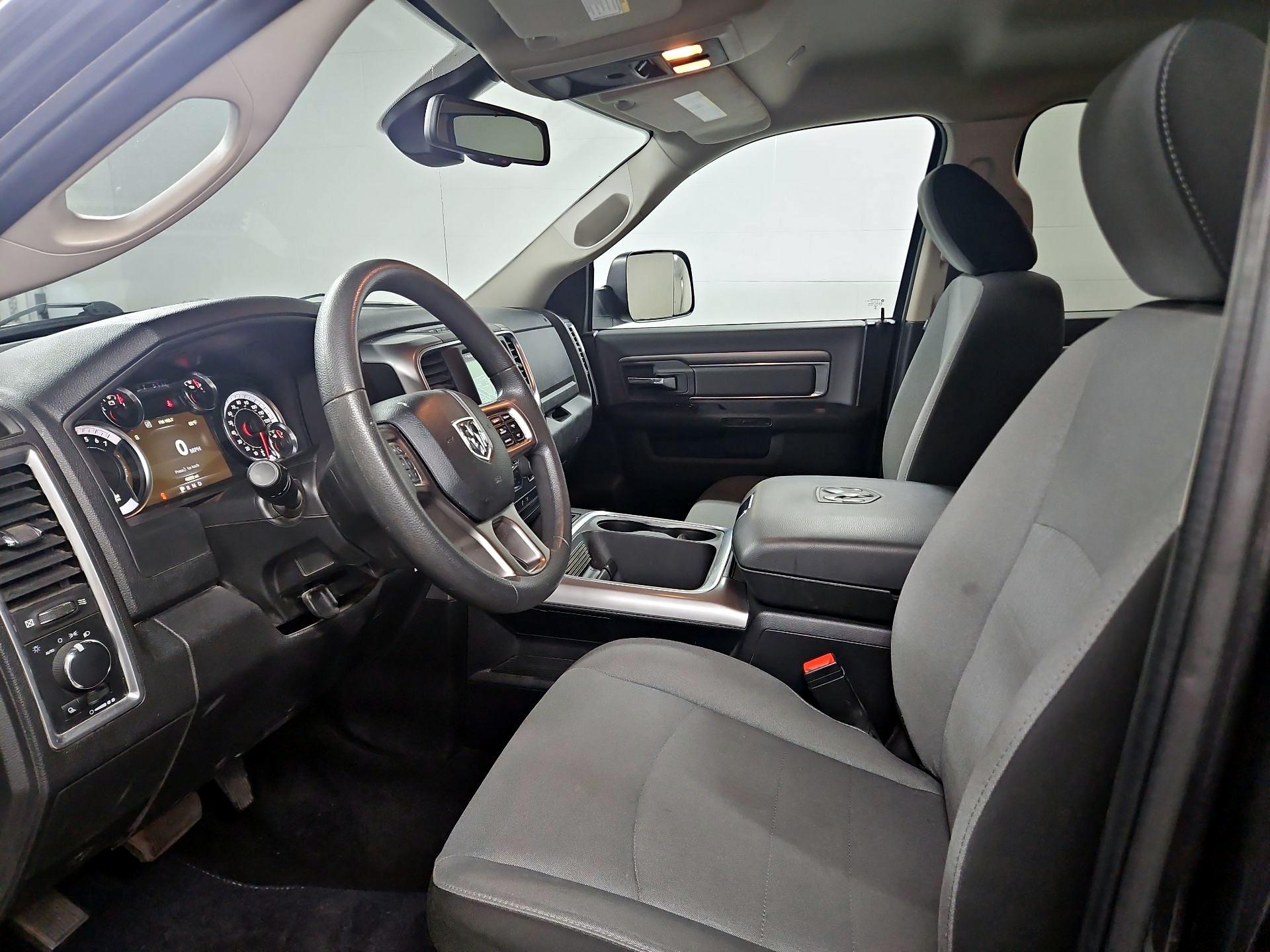 Thumbnail: 2023 RAM 1500 Classic - 11