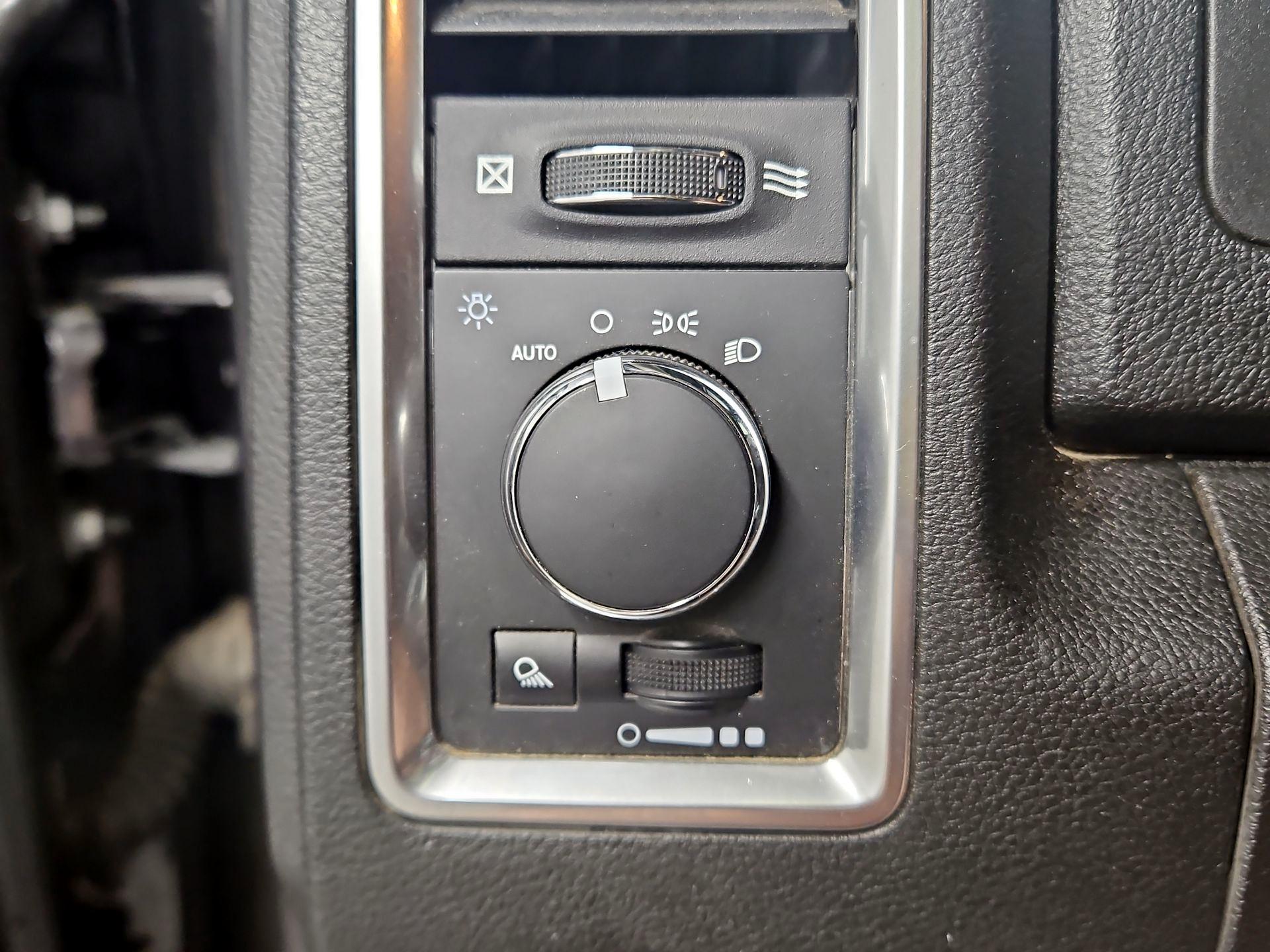 Thumbnail: 2023 RAM 1500 Classic - 13
