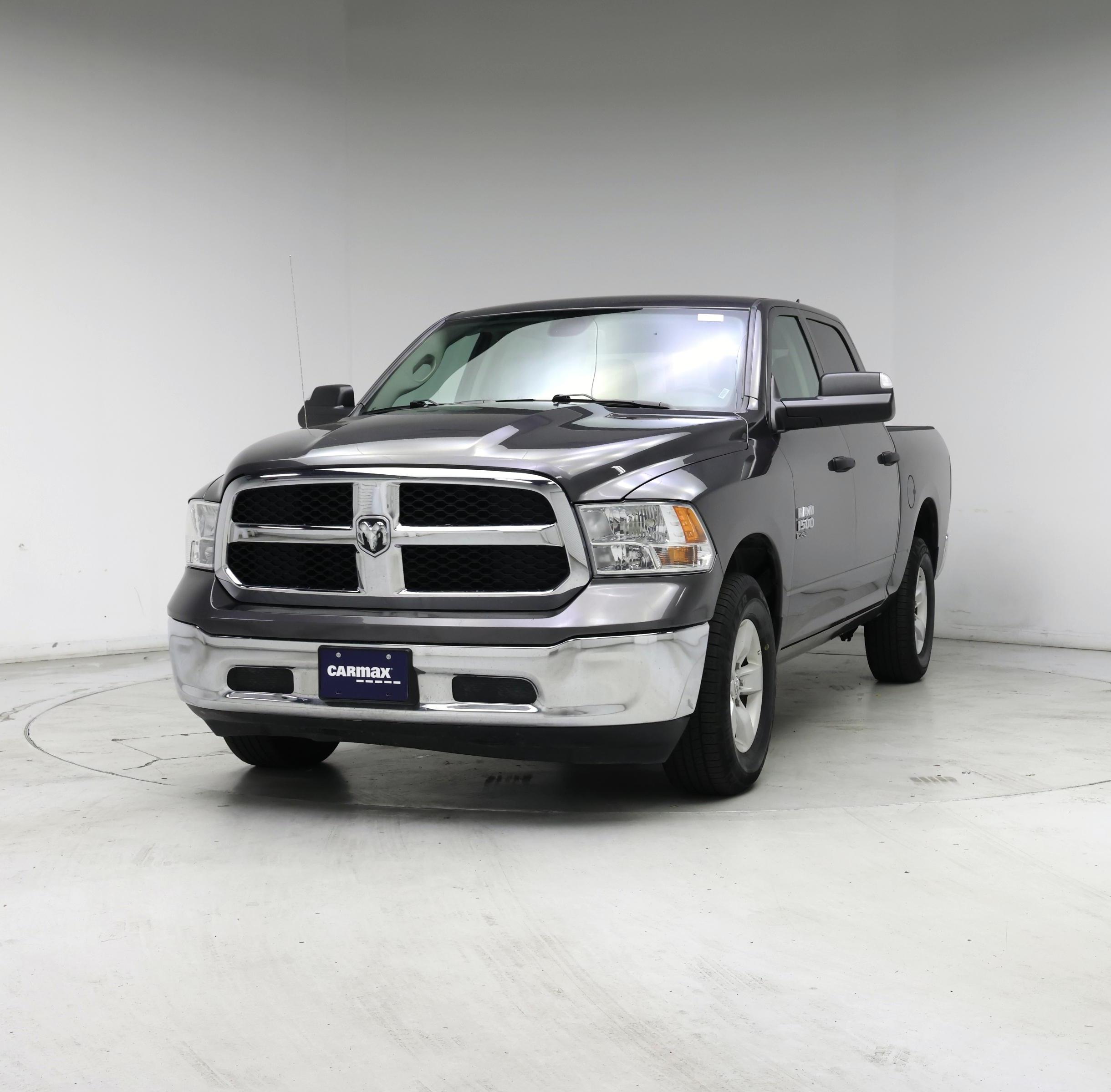 Thumbnail: 2023 RAM 1500 Classic - 4