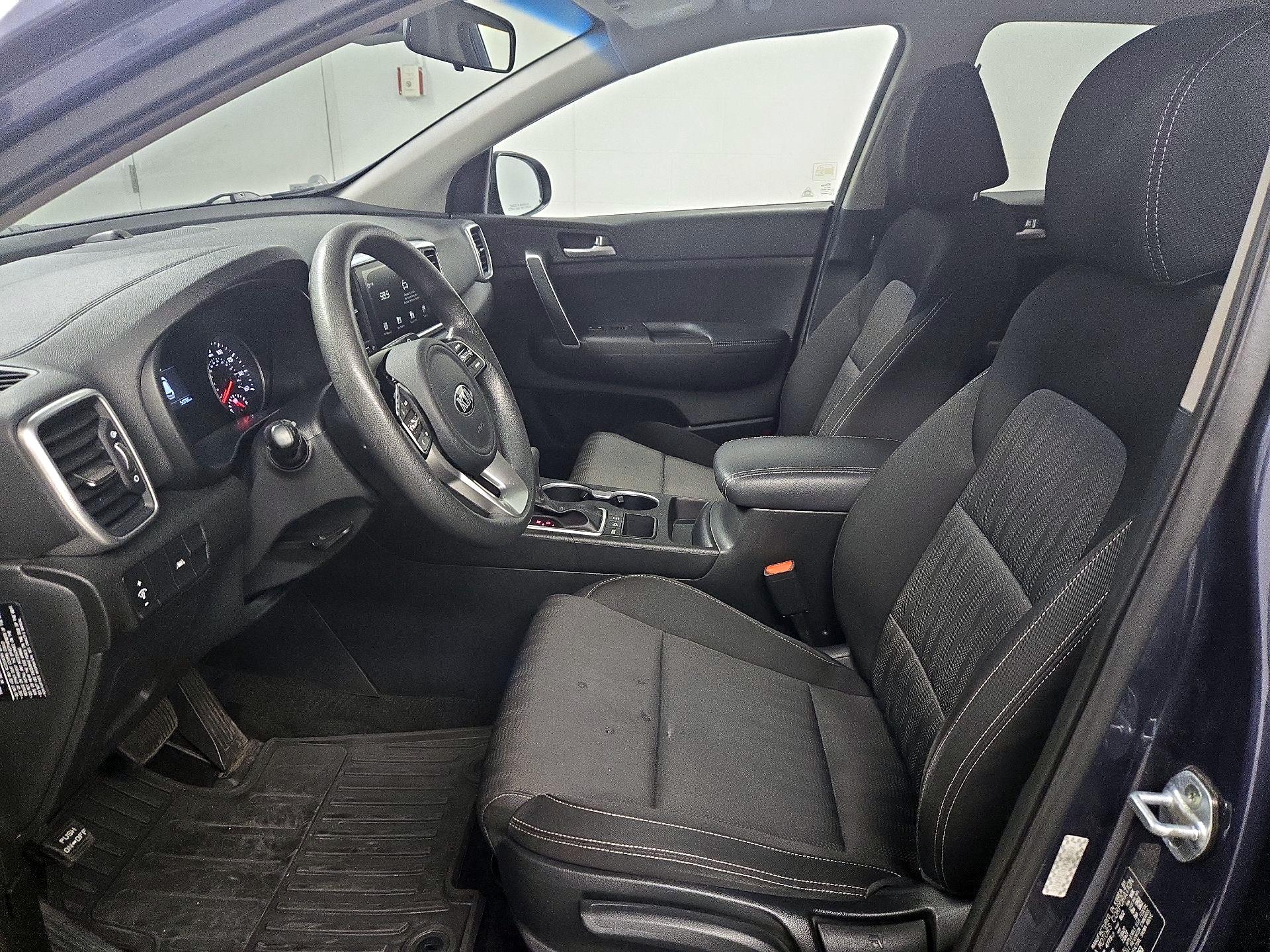 Thumbnail: 2020 Kia Sportage - 11