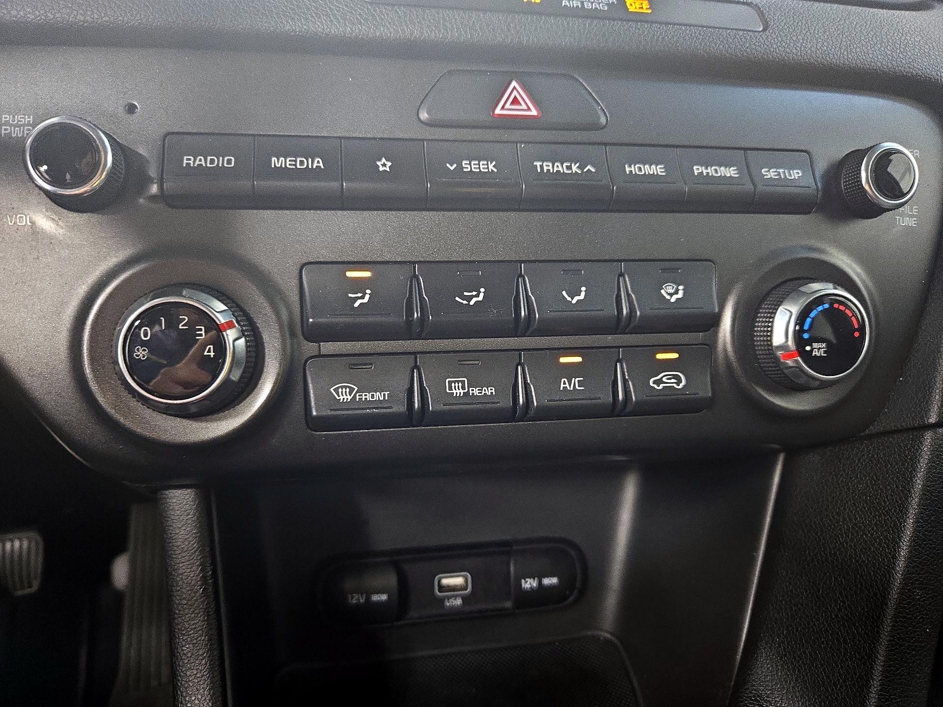 Thumbnail: 2020 Kia Sportage - 16