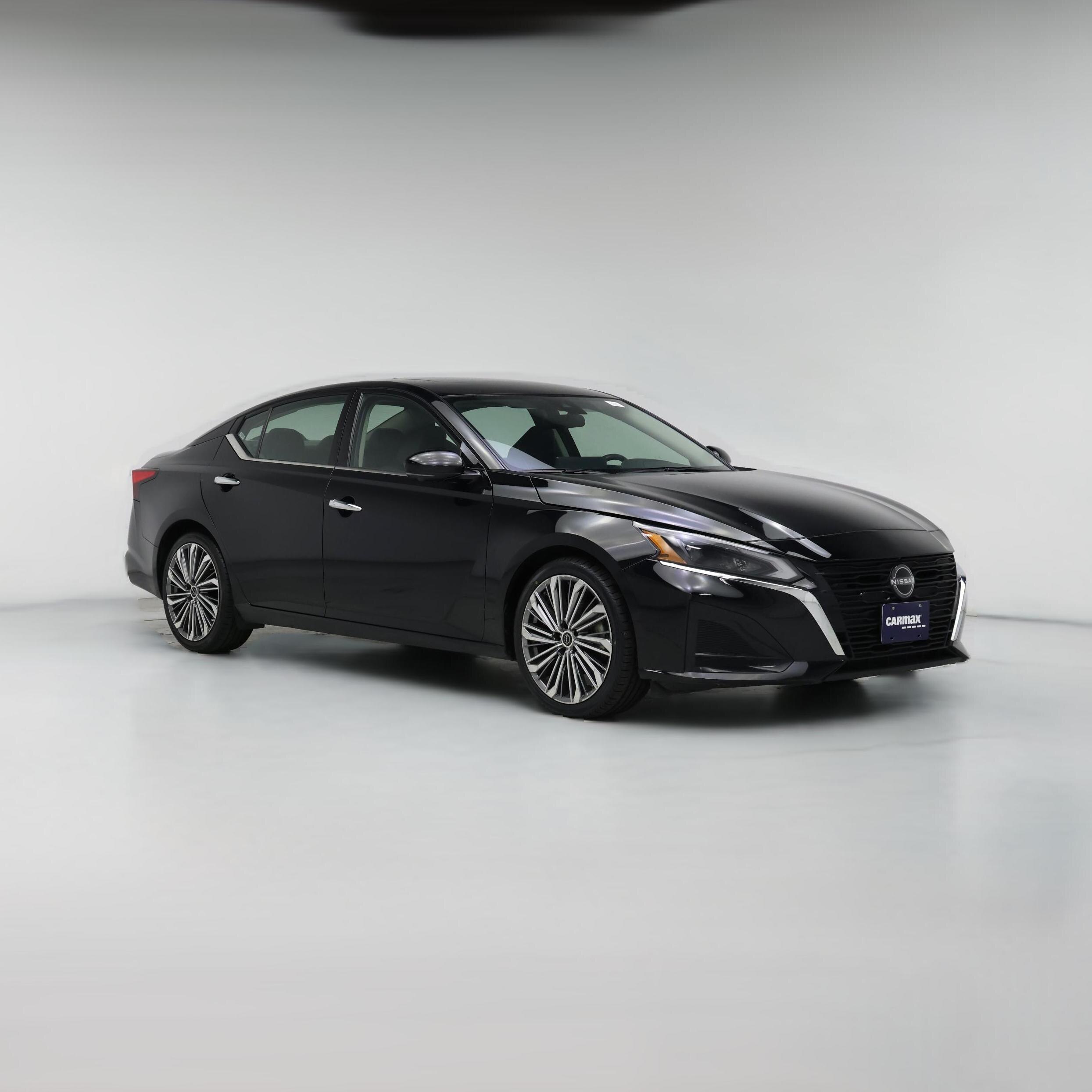 Thumbnail: 2023 Nissan Altima - 1