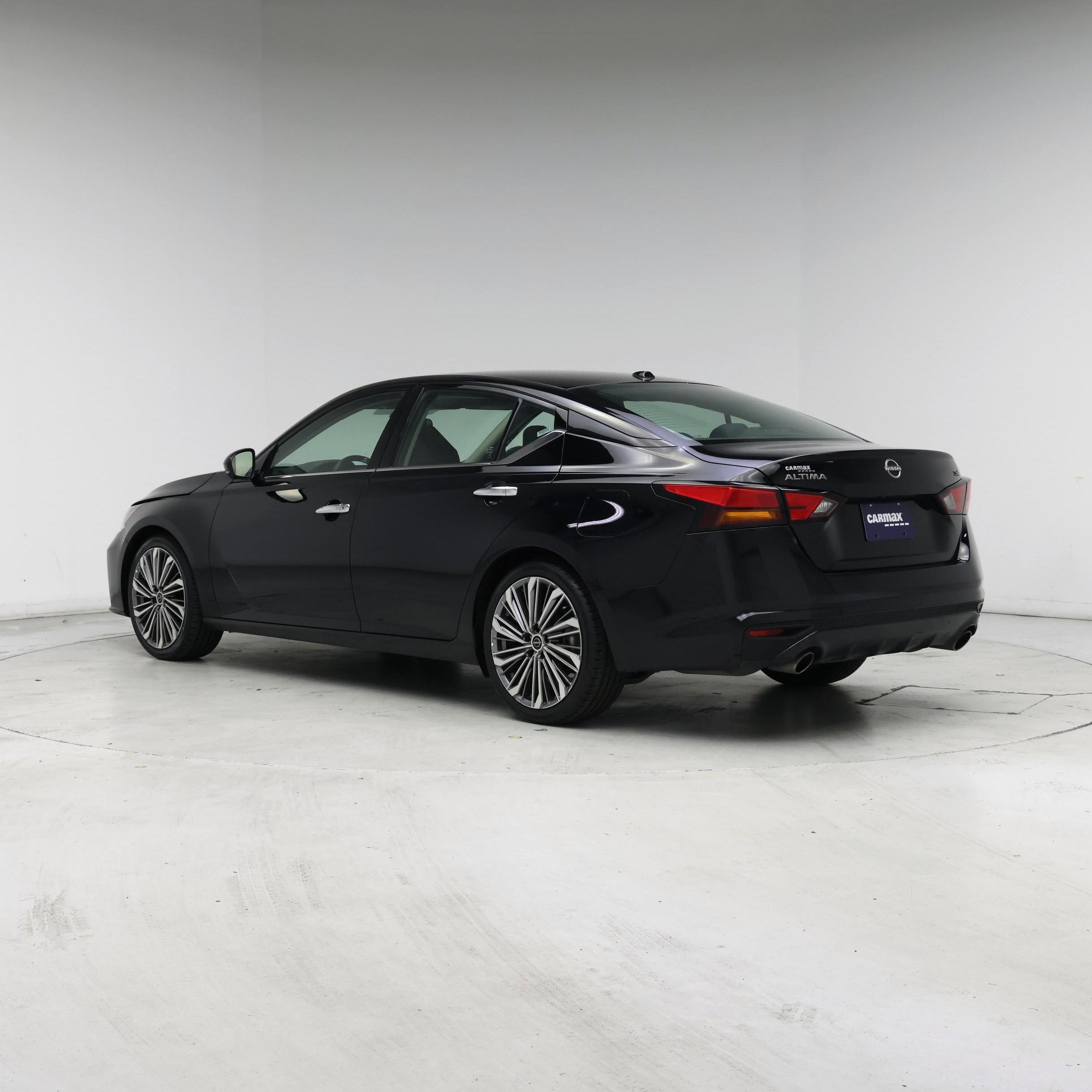 Thumbnail: 2023 Nissan Altima - 2