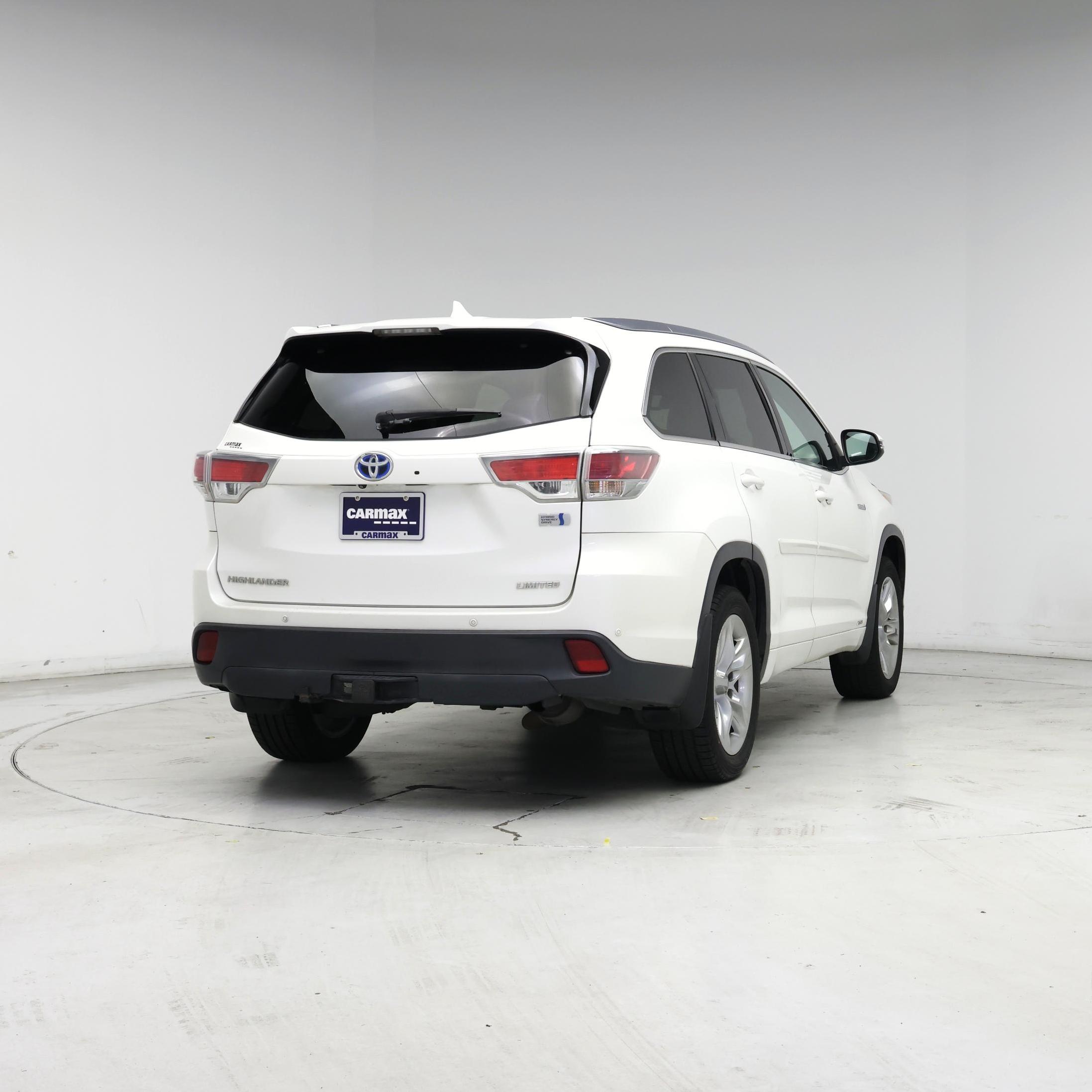 Thumbnail: 2016 Toyota Highlander - 8