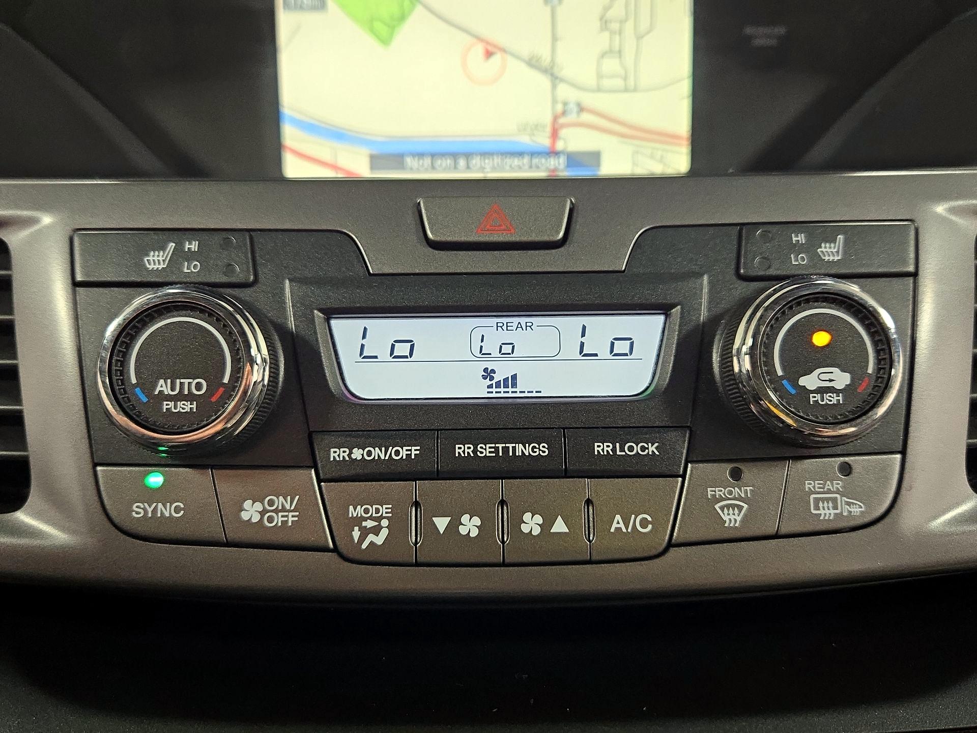 Thumbnail: 2014 Honda Odyssey - 17