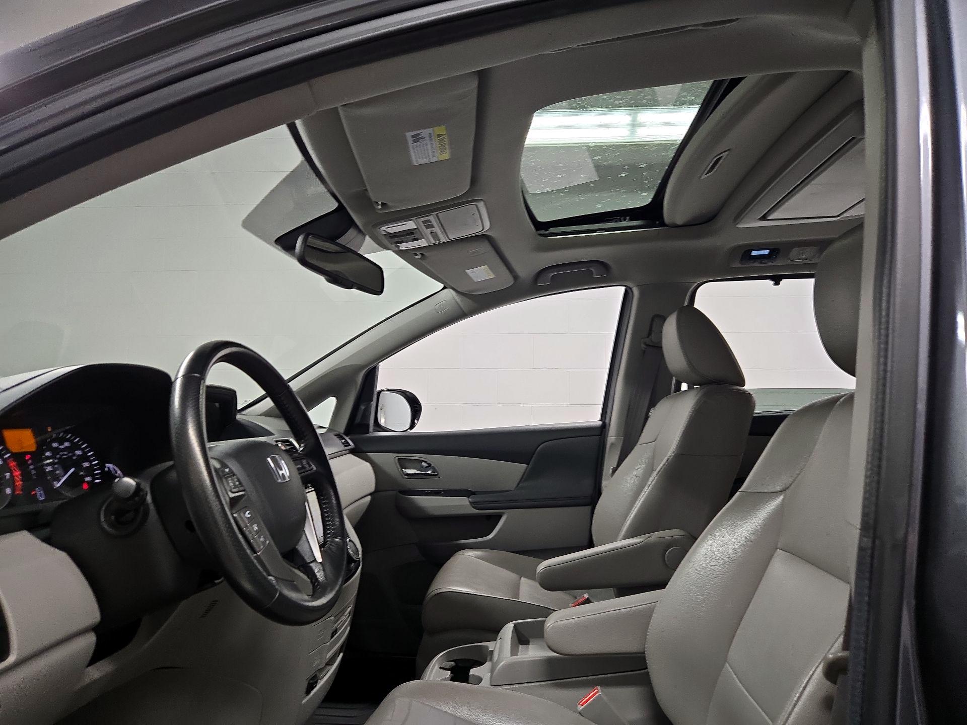 Thumbnail: 2014 Honda Odyssey - 20