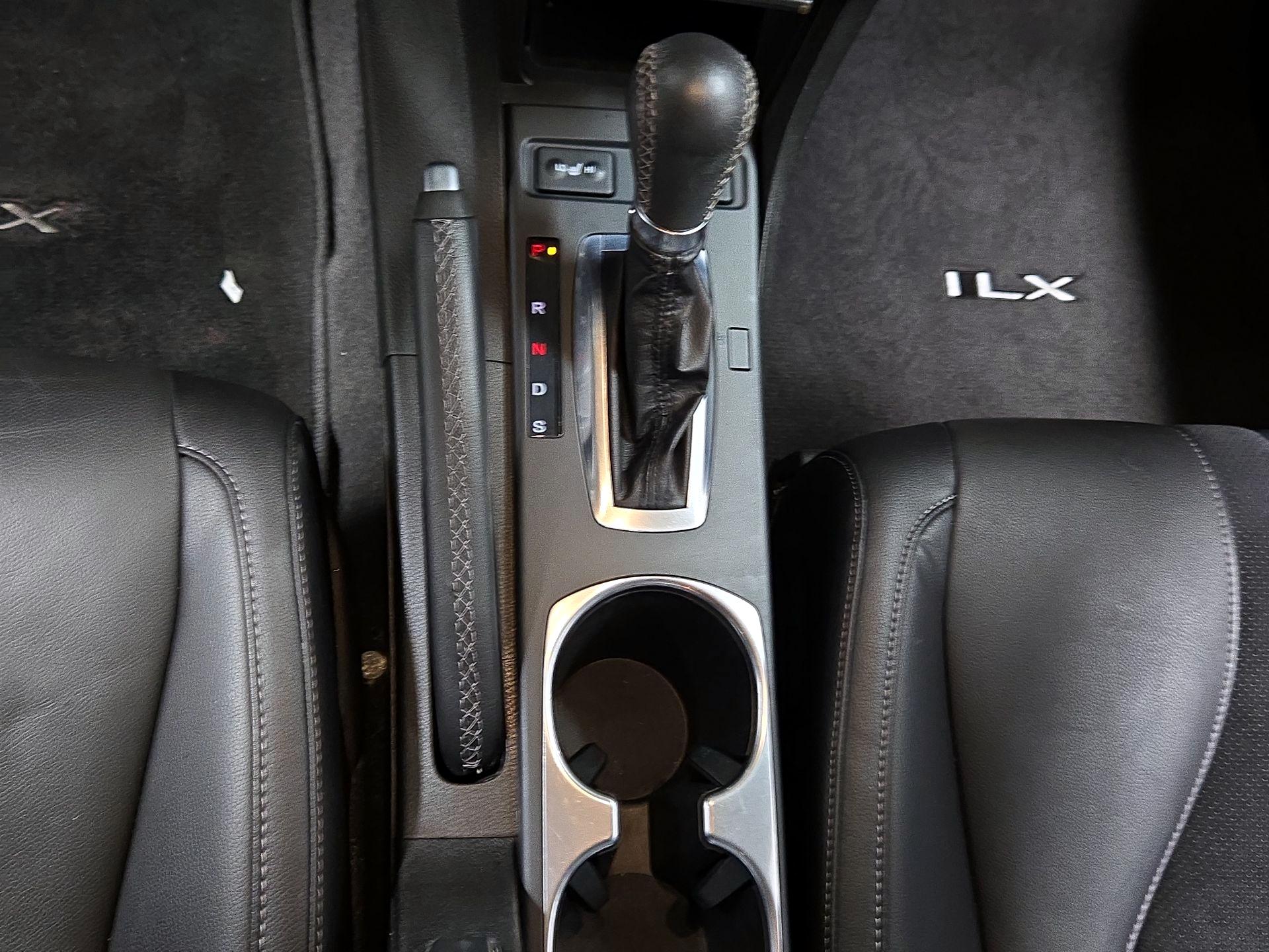 Thumbnail: 2019 Acura ILX - 17