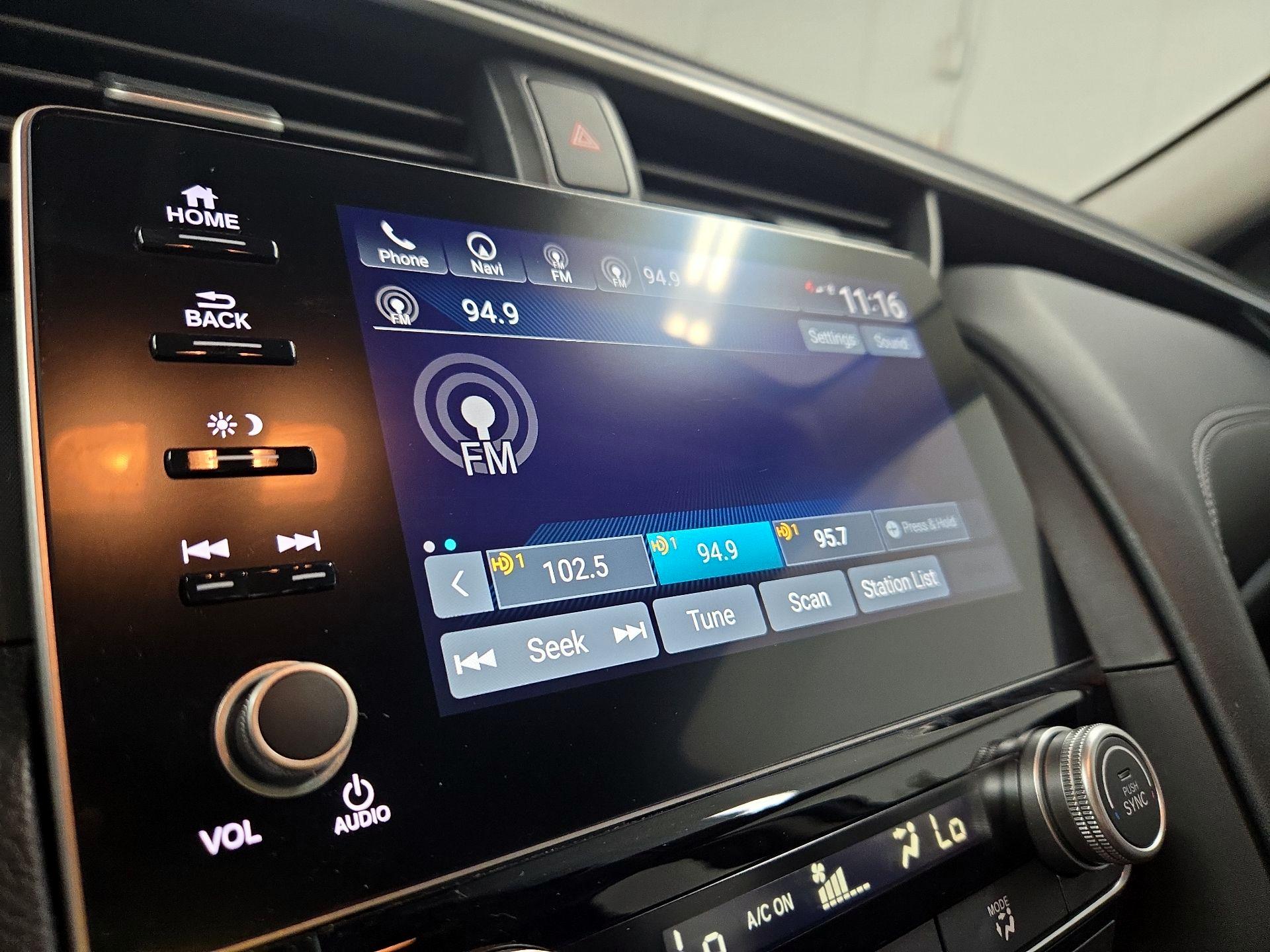 Thumbnail: 2020 Honda Insight - 16