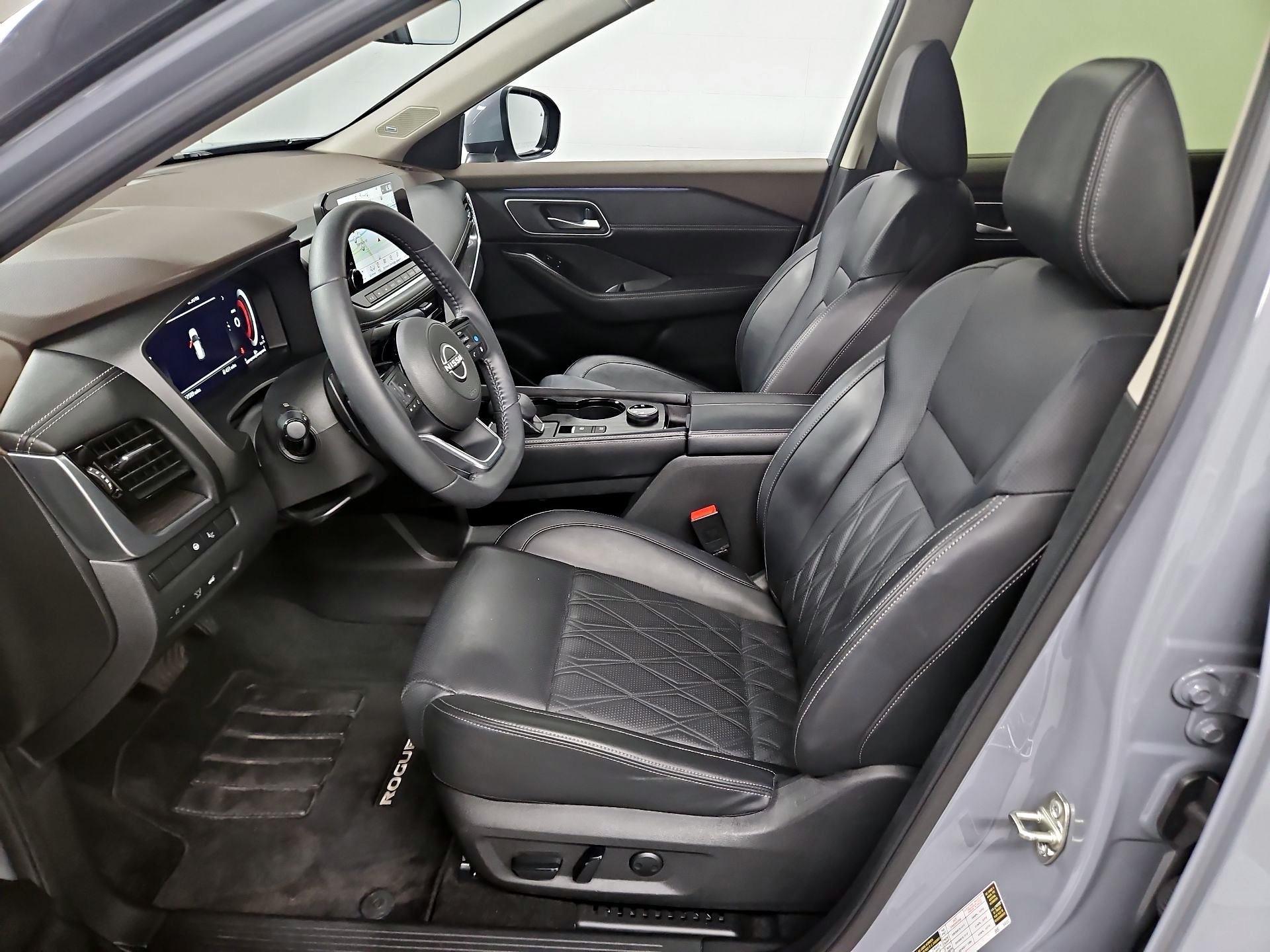 Thumbnail: 2023 Nissan Rogue - 11