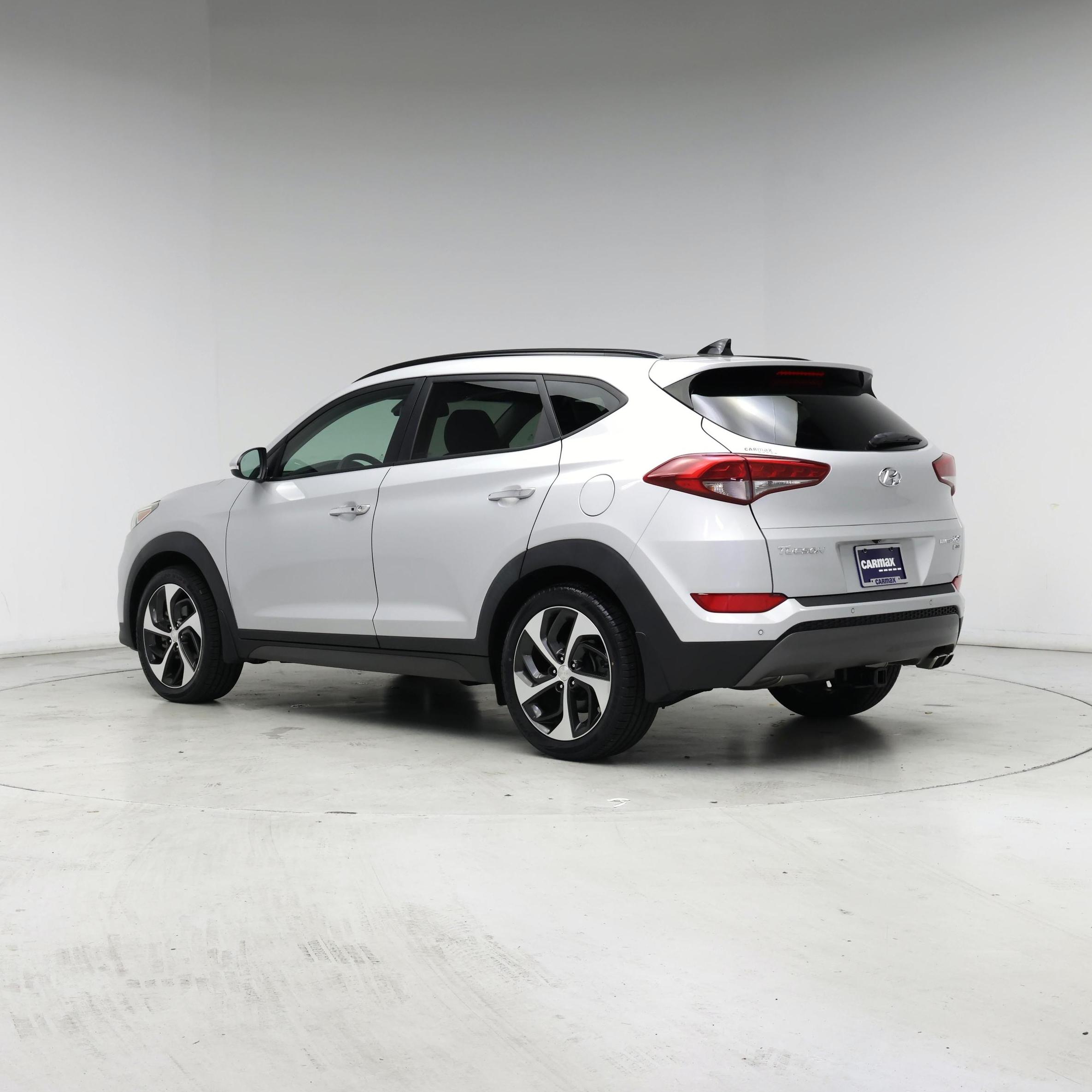 Thumbnail: 2016 Hyundai Tucson - 2