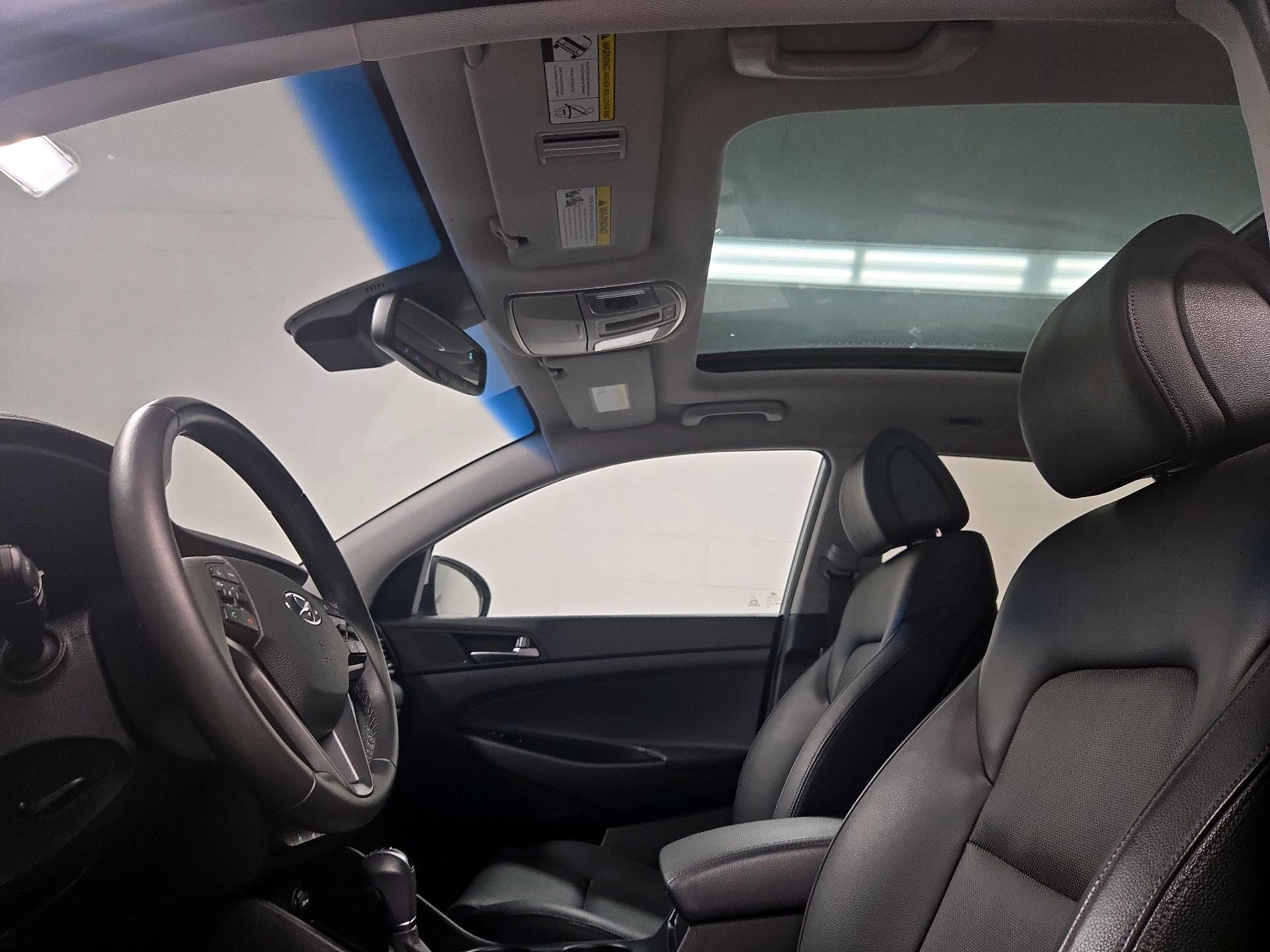Thumbnail: 2016 Hyundai Tucson - 20