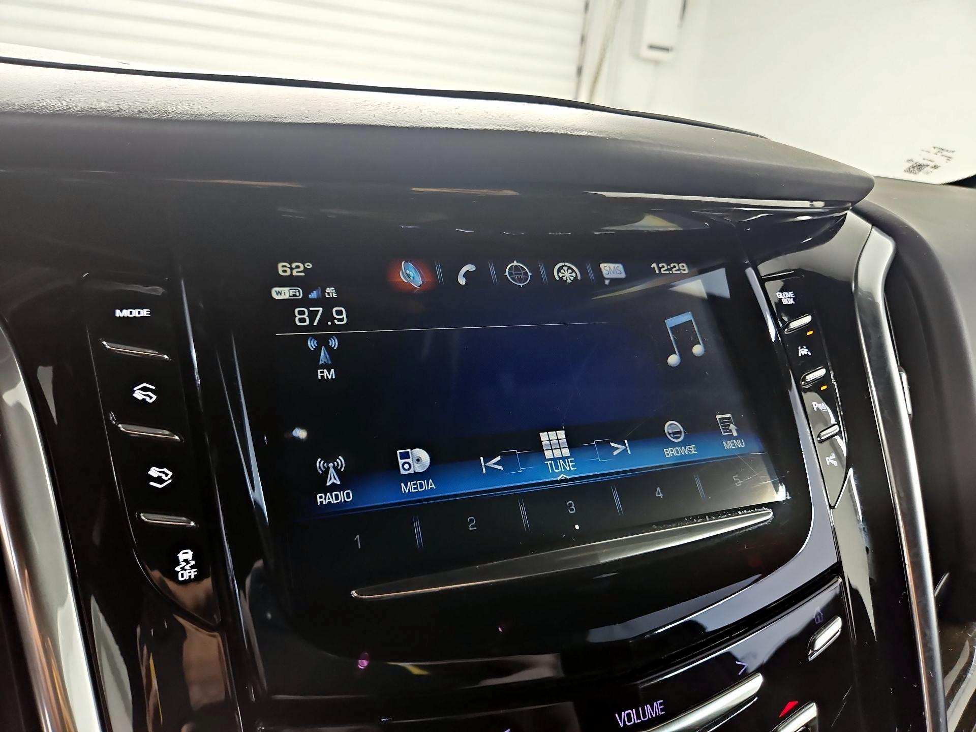 Thumbnail: 2018 Cadillac Escalade - 15