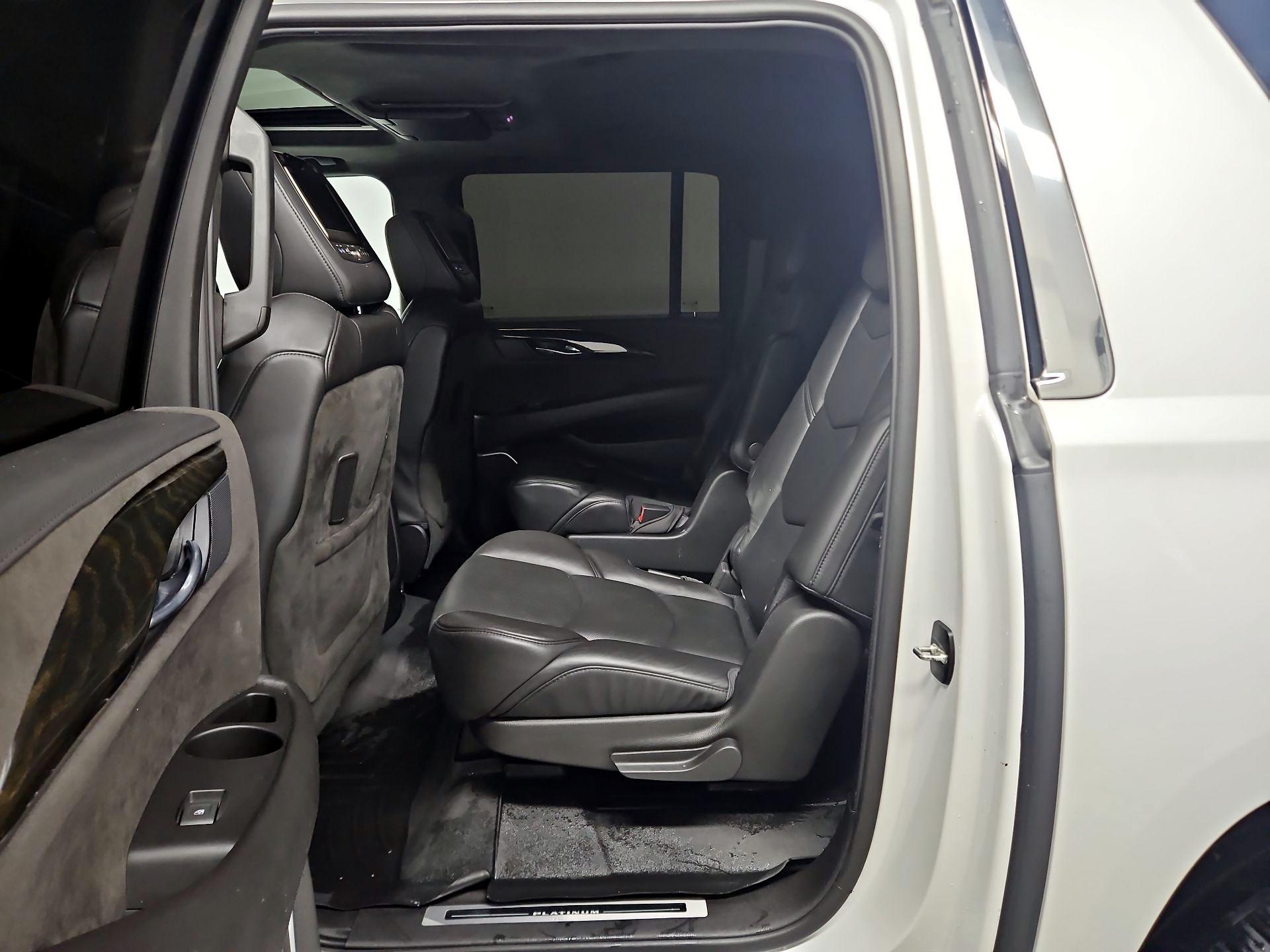 Thumbnail: 2018 Cadillac Escalade - 20