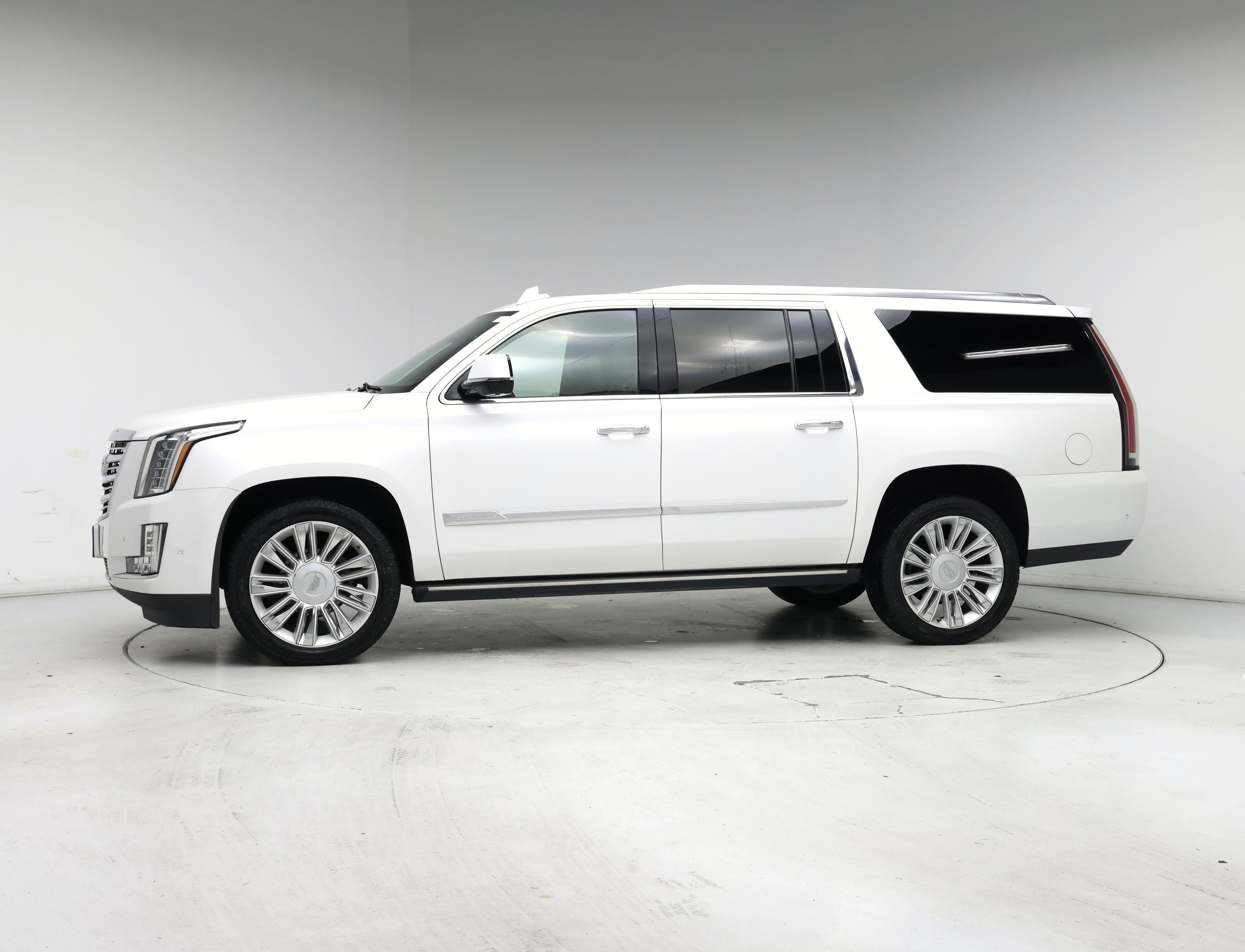 Thumbnail: 2018 Cadillac Escalade - 3
