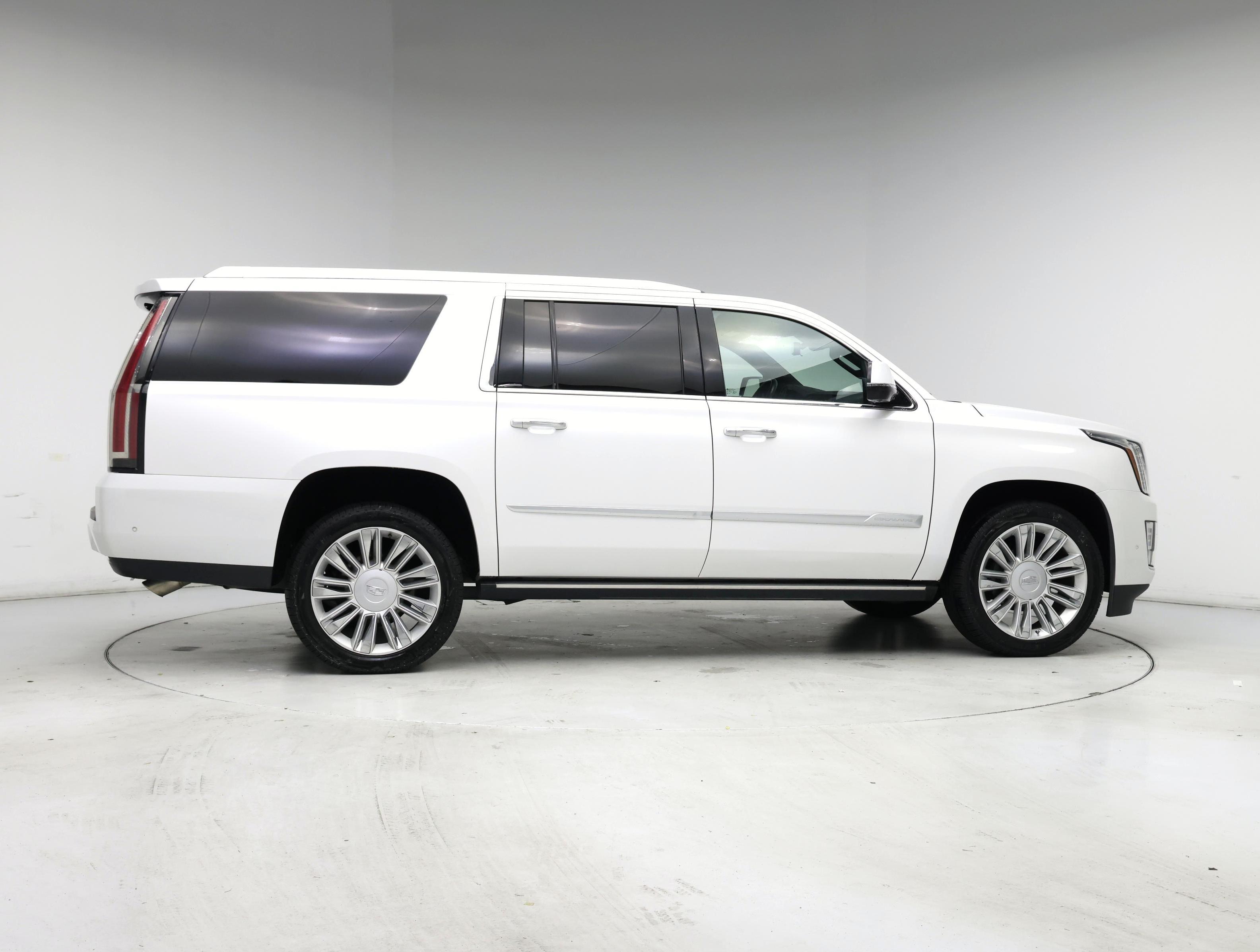 Thumbnail: 2018 Cadillac Escalade - 7