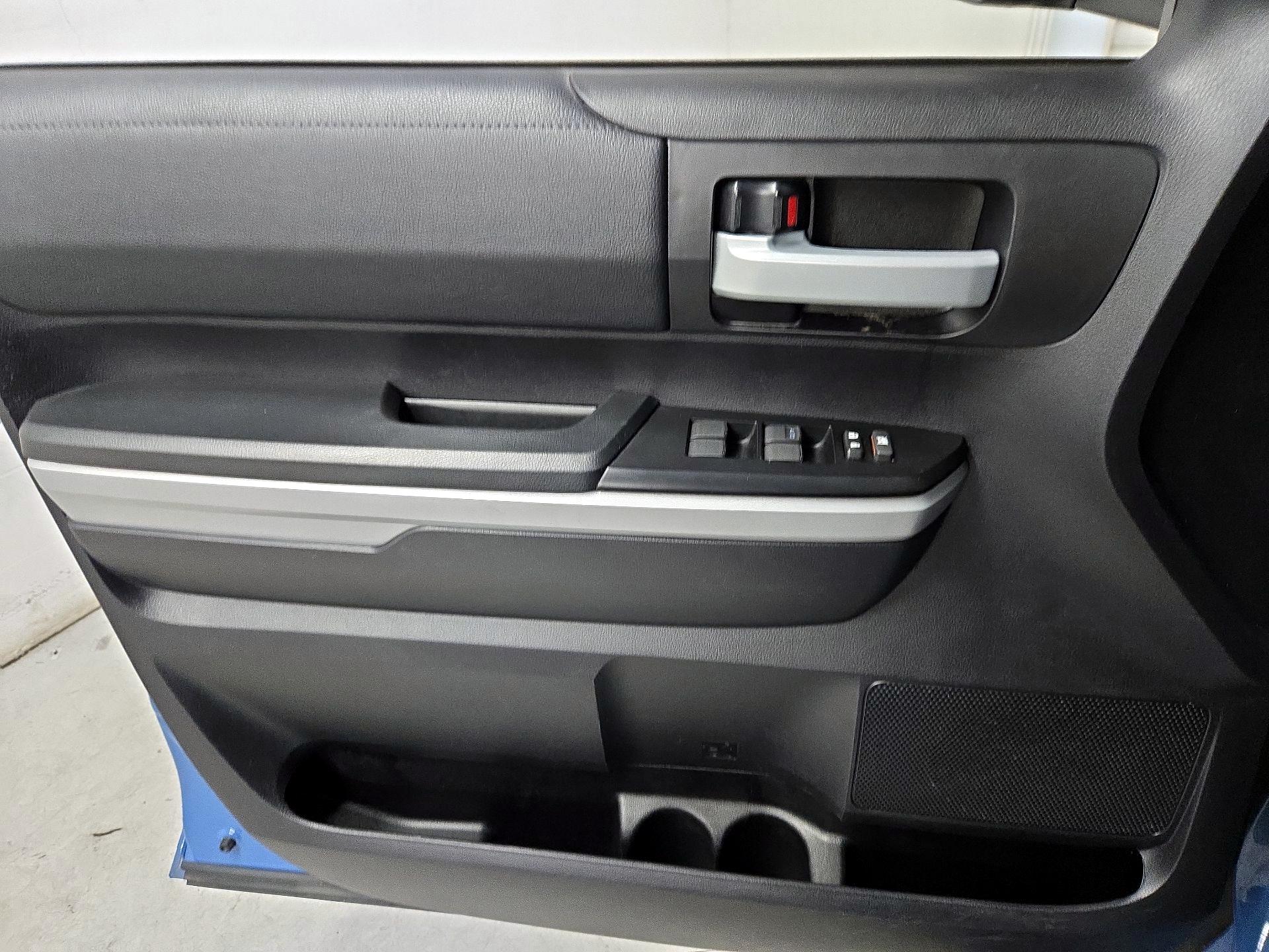 Thumbnail: 2021 Toyota Tundra - 12
