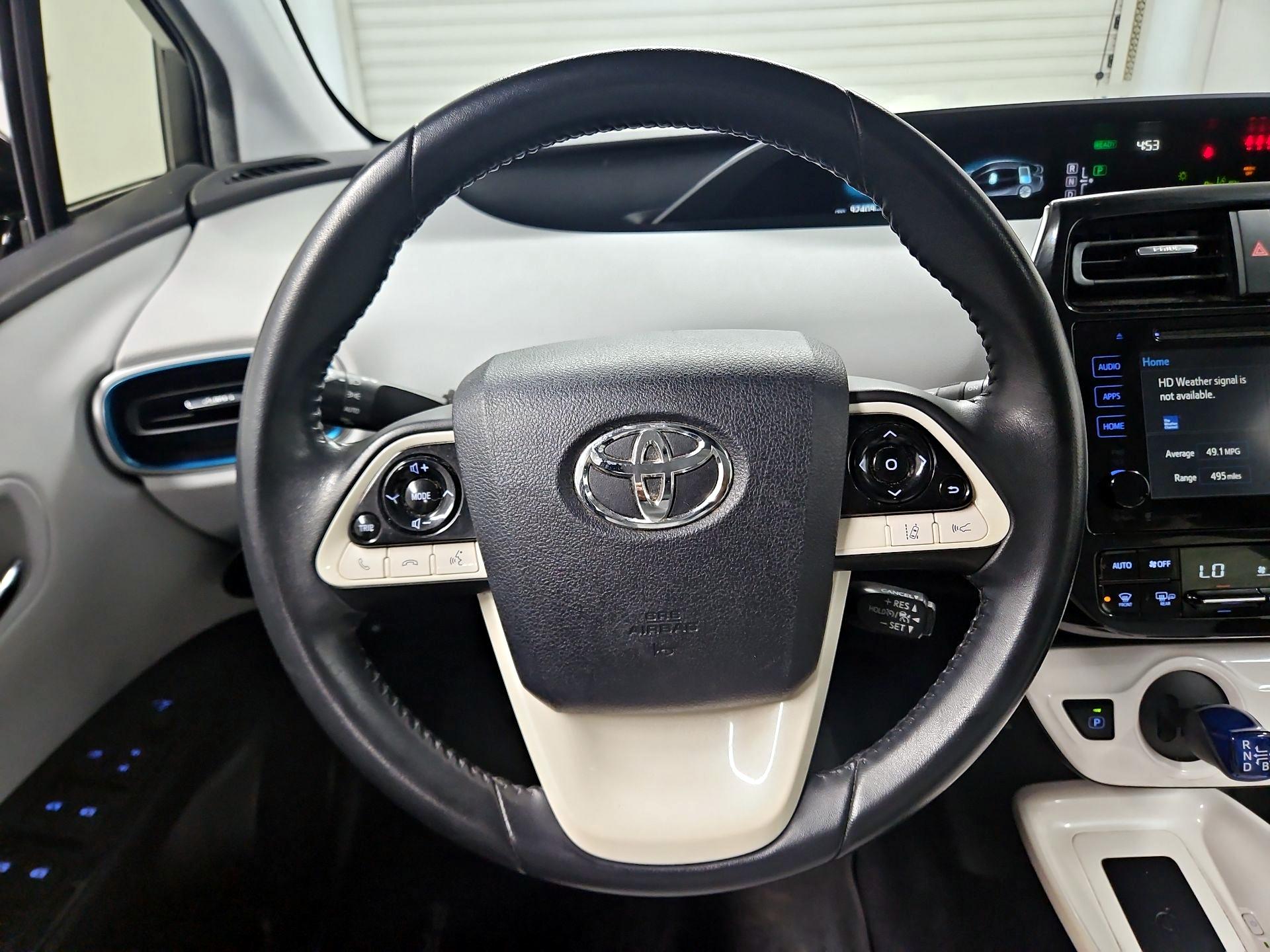 Thumbnail: 2017 Toyota Prius - 10