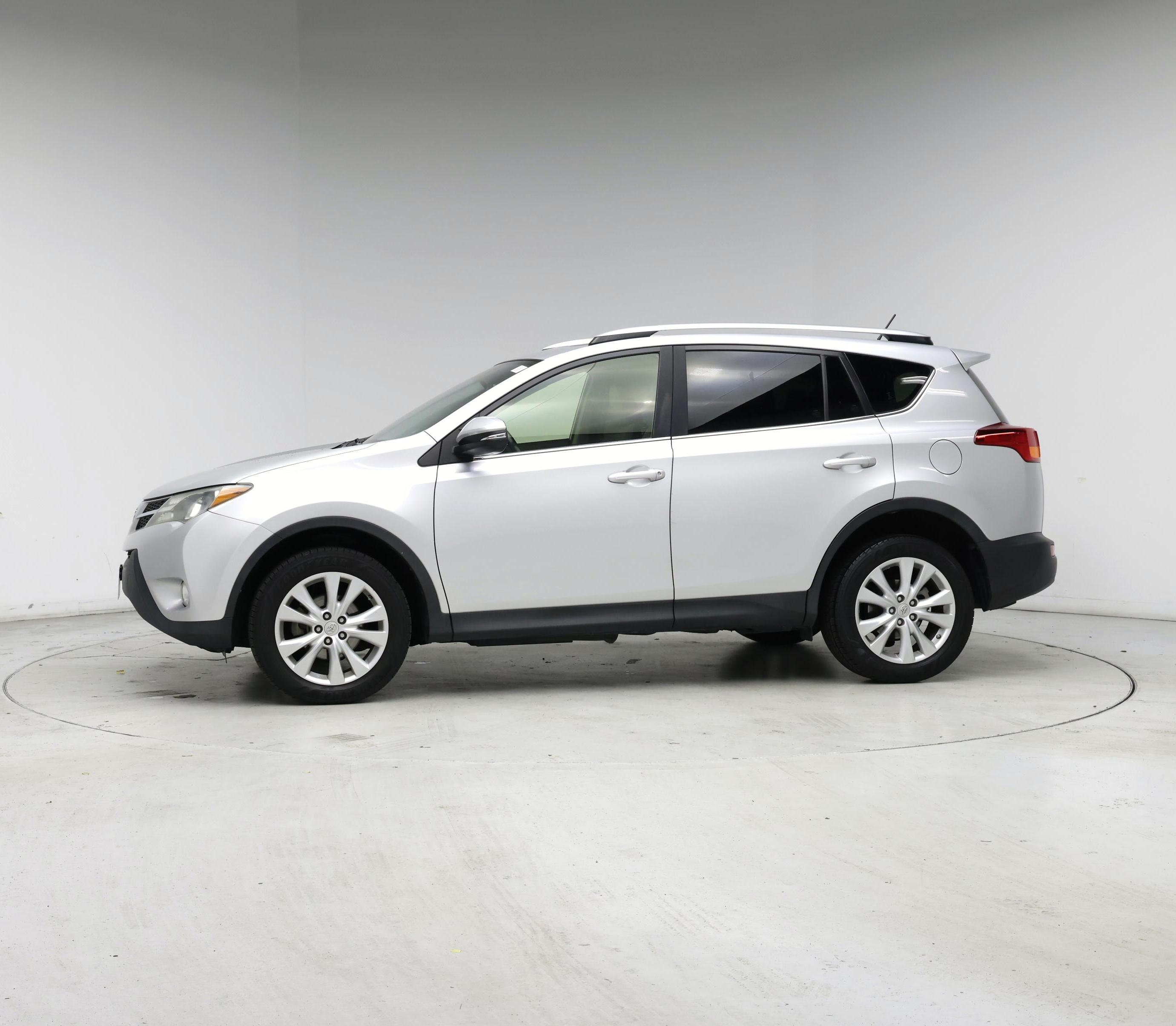 Thumbnail: 2015 Toyota RAV4 - 3
