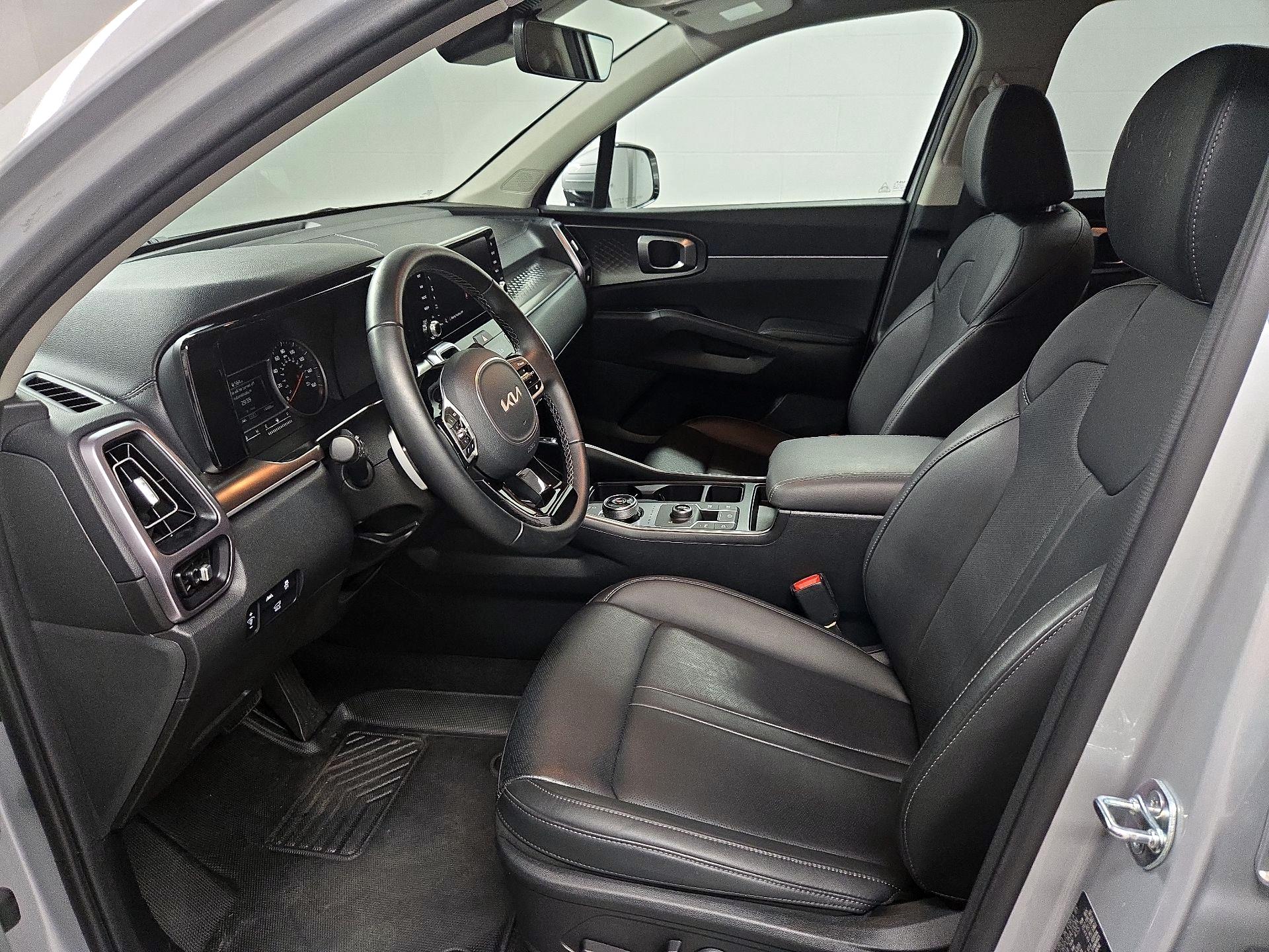 Thumbnail: 2024 Kia Sorento - 11