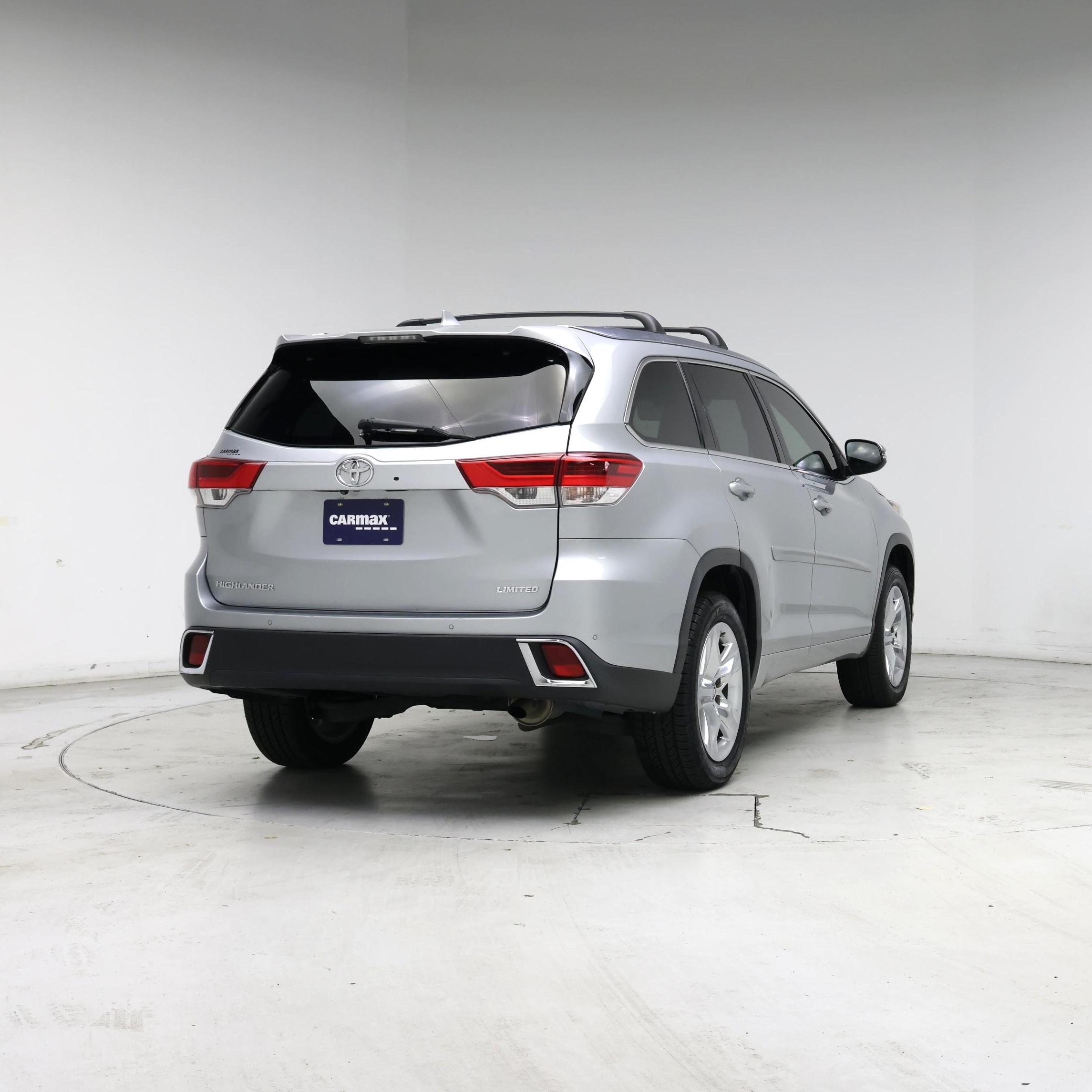 Thumbnail: 2018 Toyota Highlander - 8