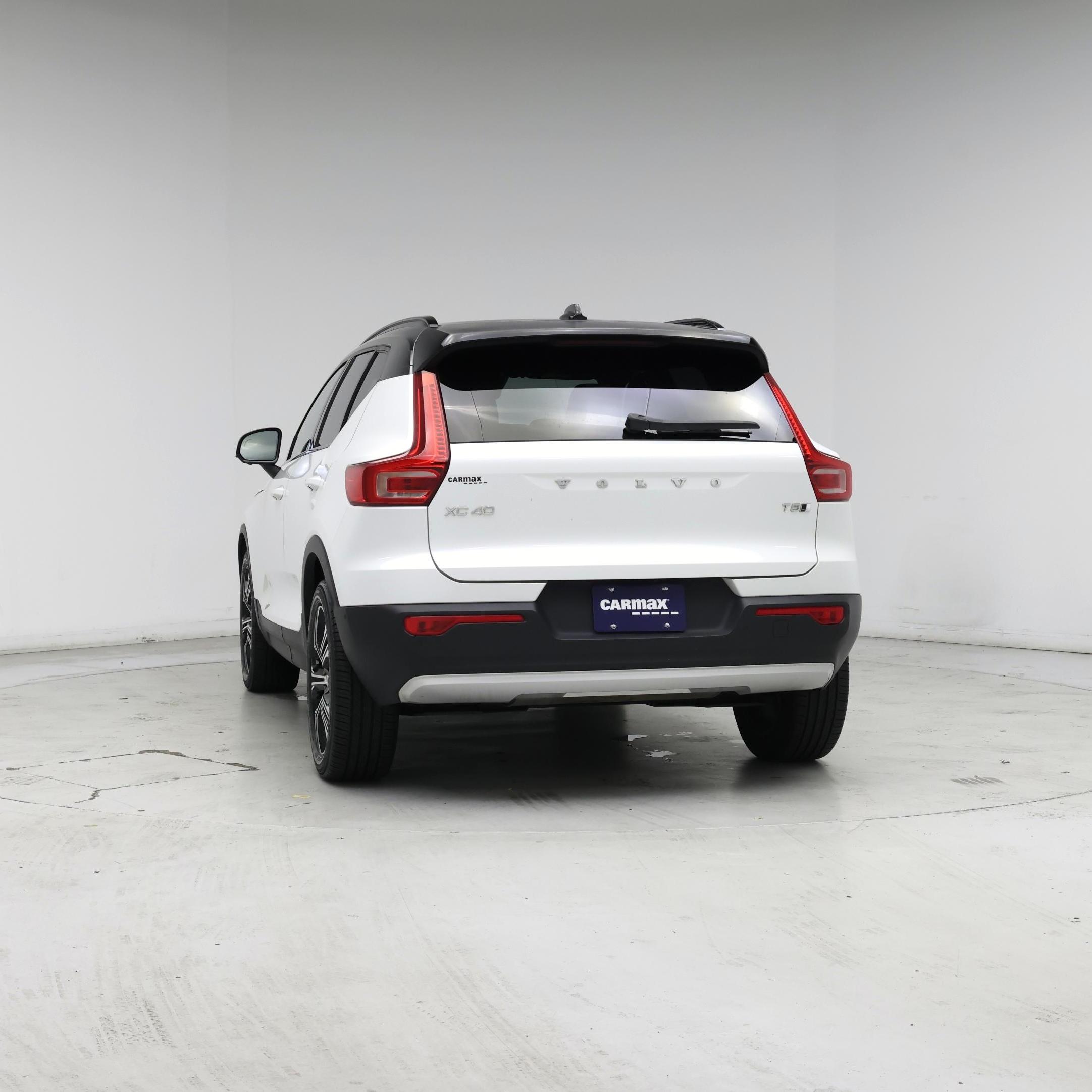 Thumbnail: 2021 Volvo XC40 - 6