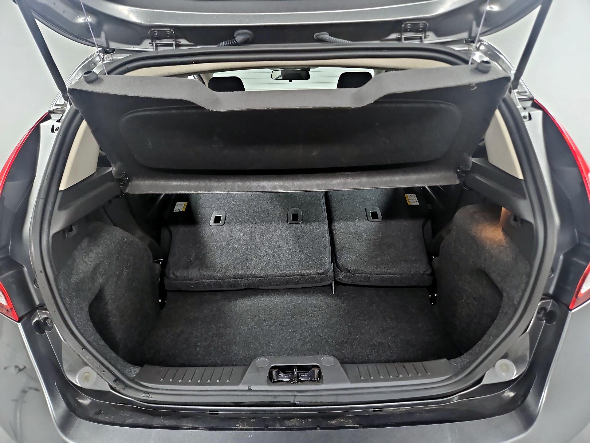 Thumbnail: 2016 Ford Fiesta - 20