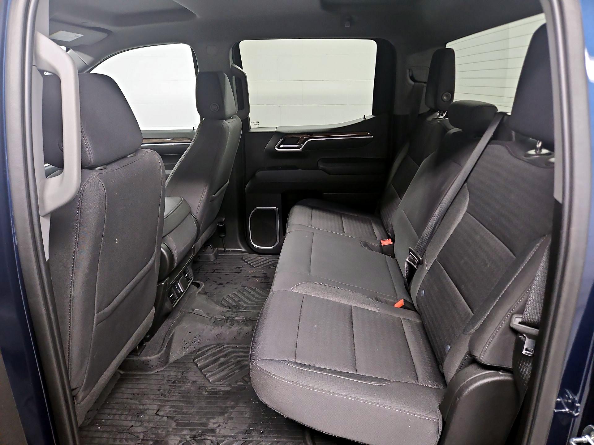 Thumbnail: 2022 Chevrolet Silverado 1500 - 19