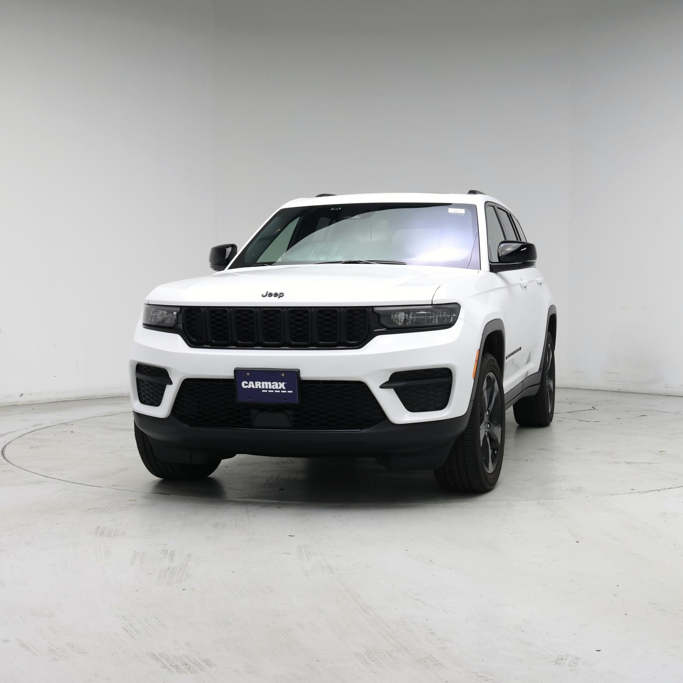 Thumbnail: 2023 Jeep Grand Cherokee - 4